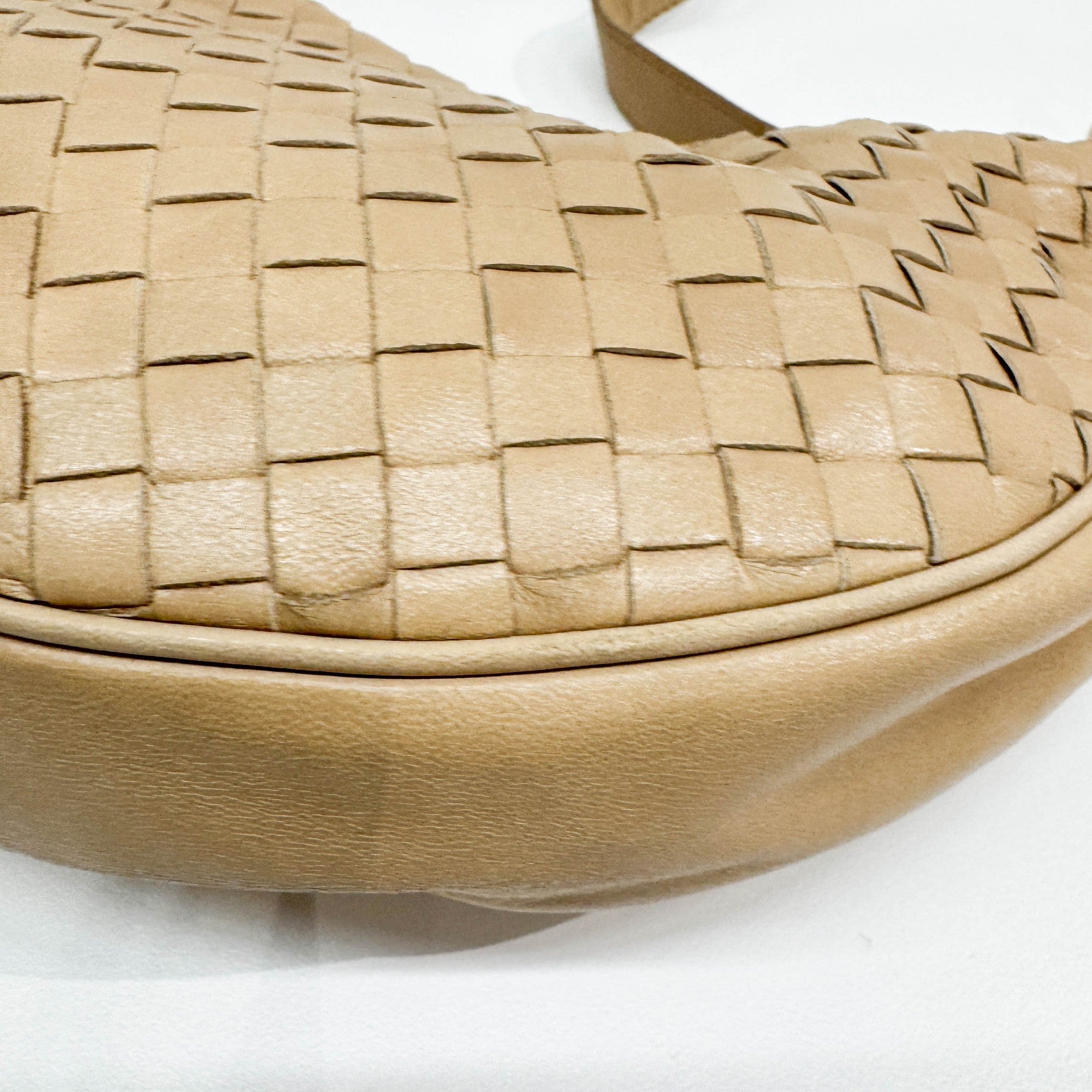 Intrecciato Tan Leather Shoulder Bag