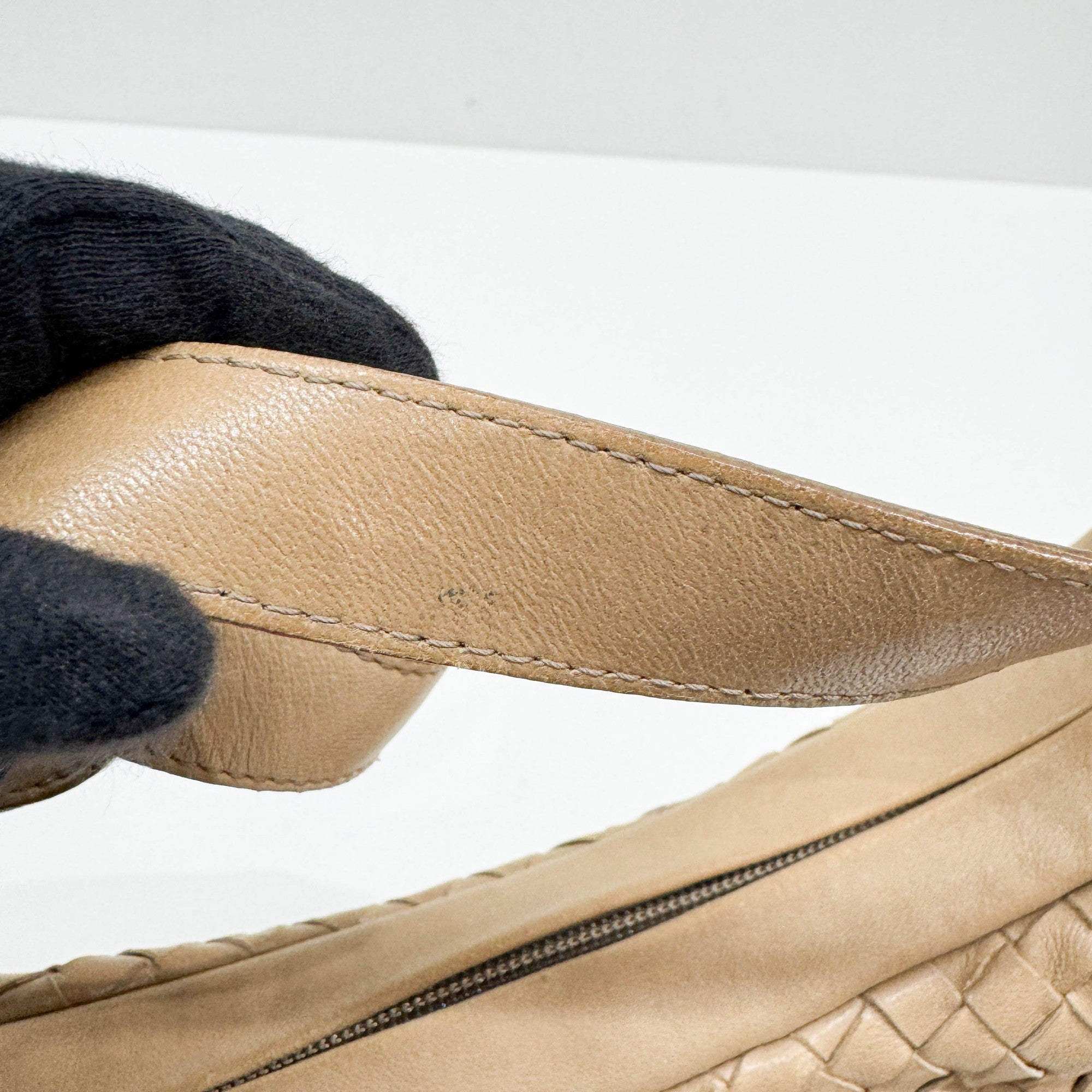 Intrecciato Tan Leather Shoulder Bag