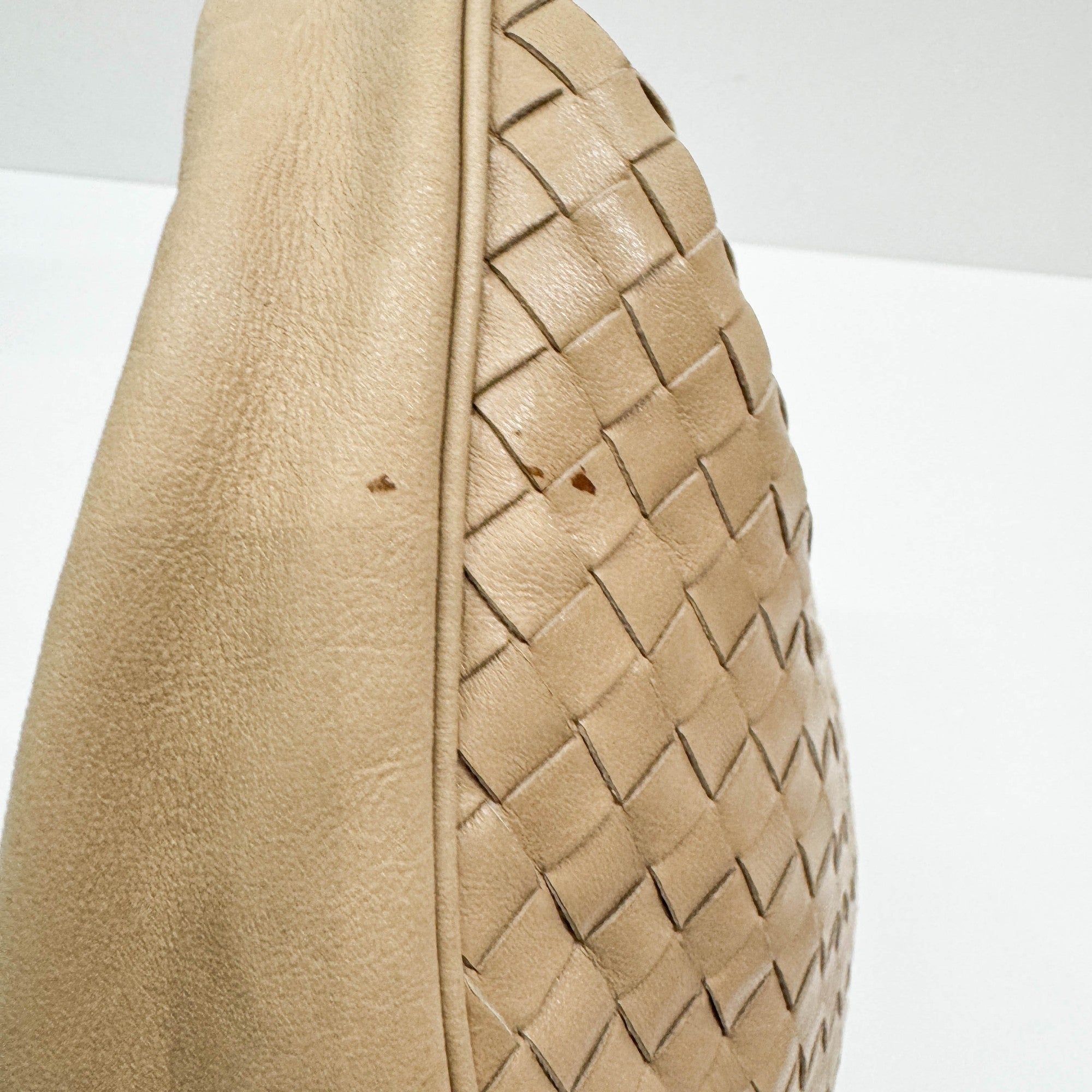 Intrecciato Tan Leather Shoulder Bag