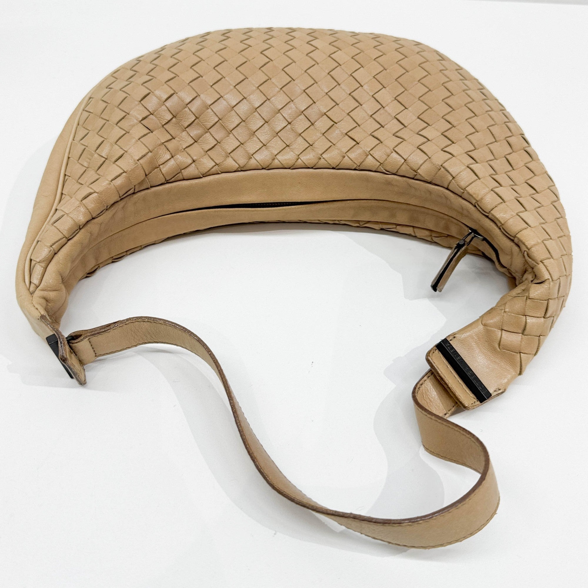 Intrecciato Tan Leather Shoulder Bag