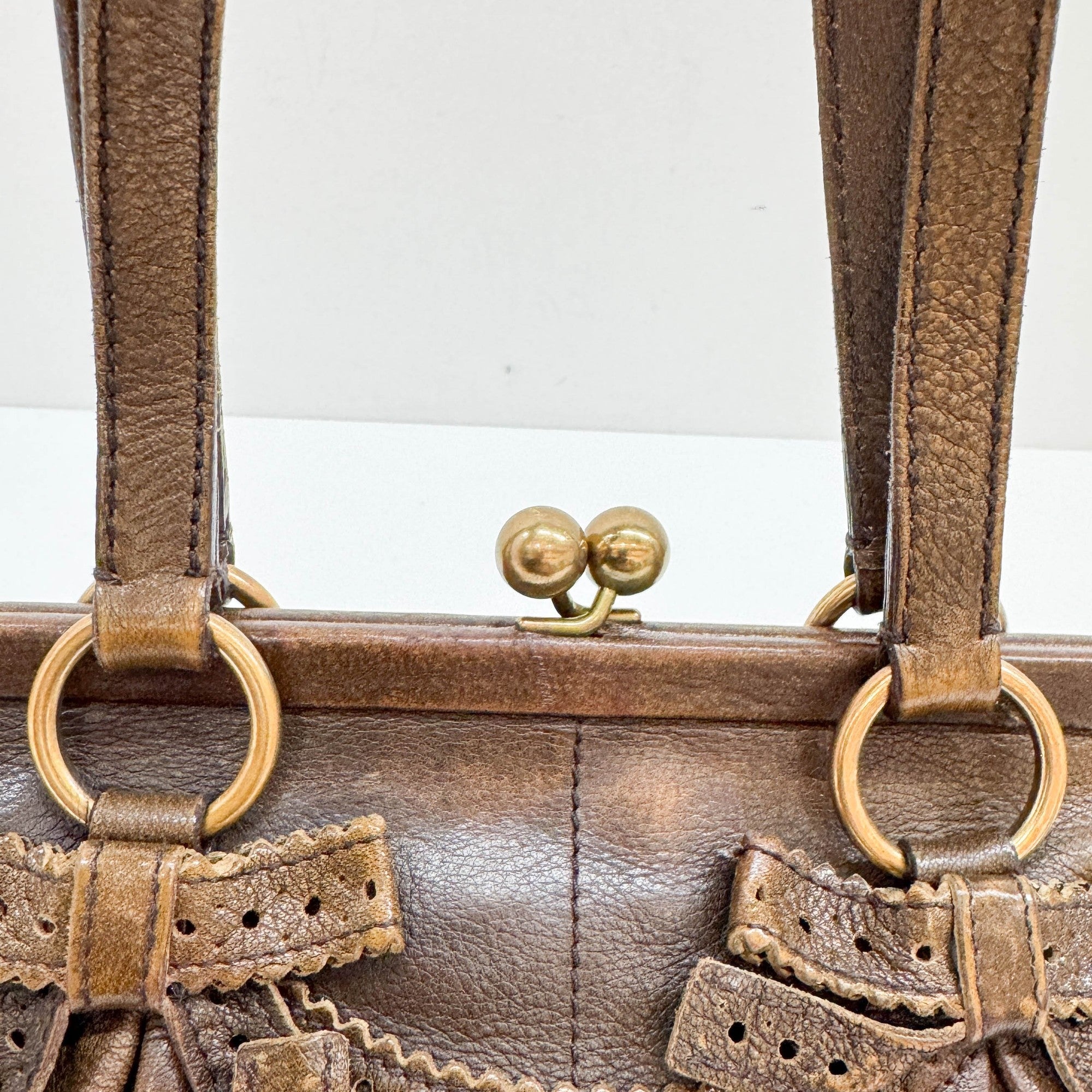 Kiss Lock Bow Brown Leather Shoulder Bag