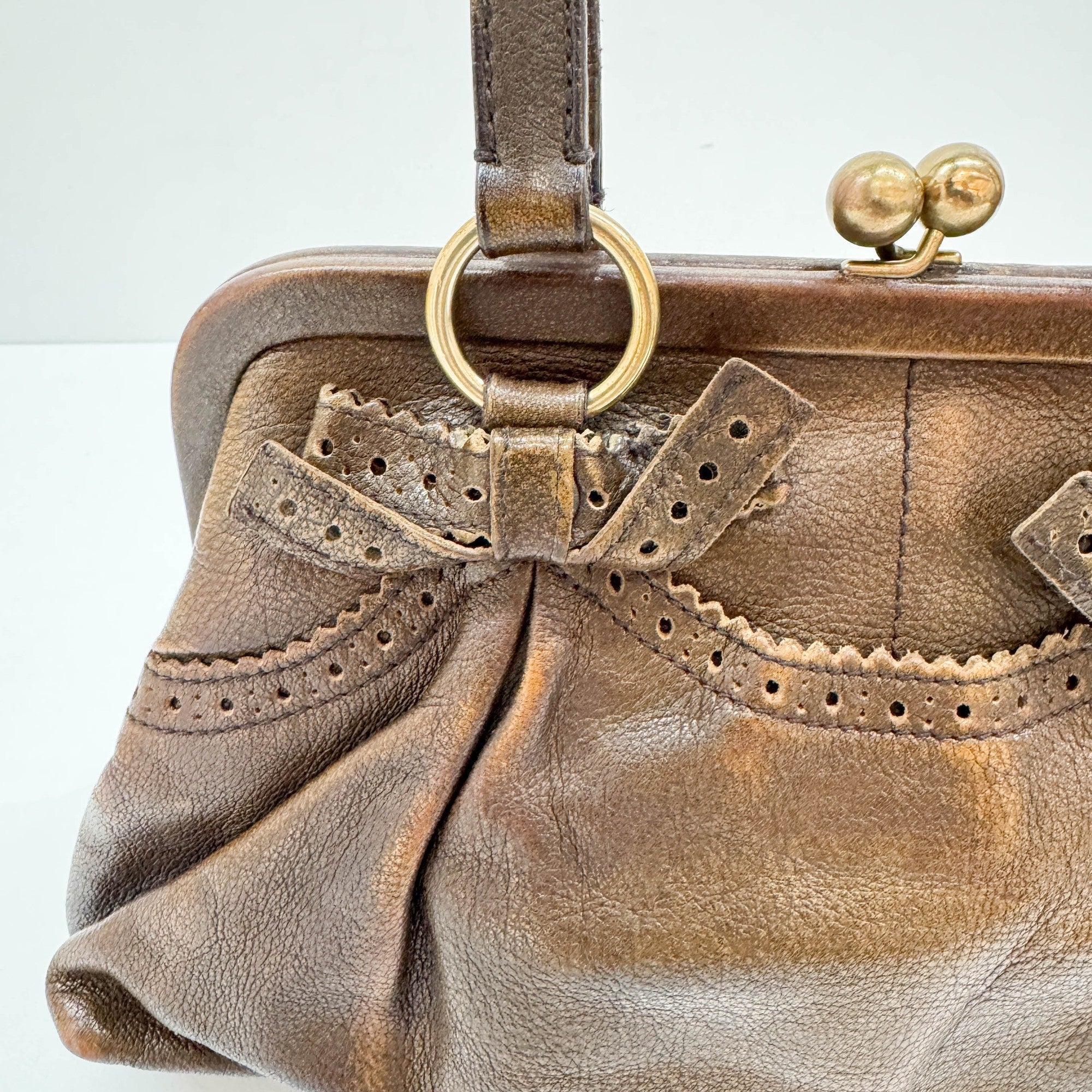 Kiss Lock Bow Brown Leather Shoulder Bag