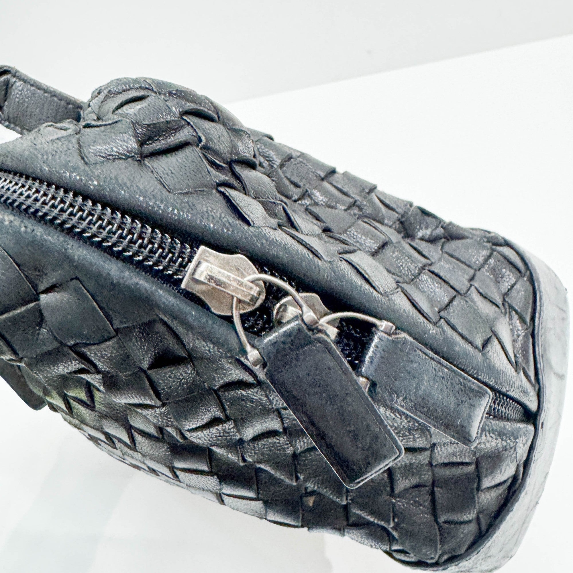 Intrecciato Black Leather Hand Bag