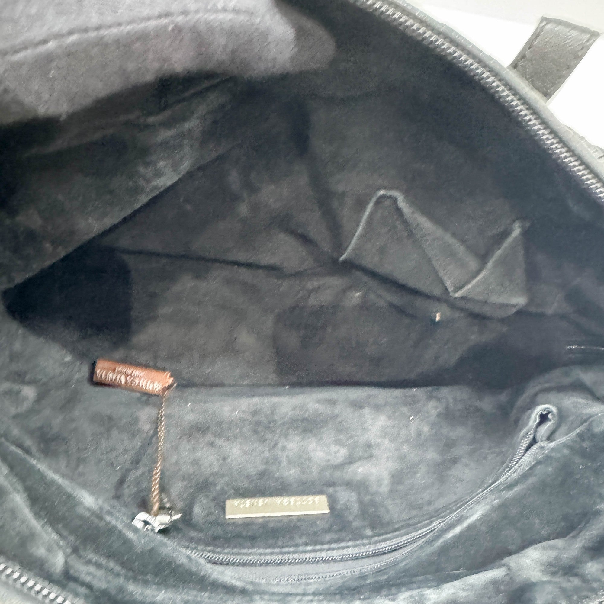 Intrecciato Black Leather Hand Bag