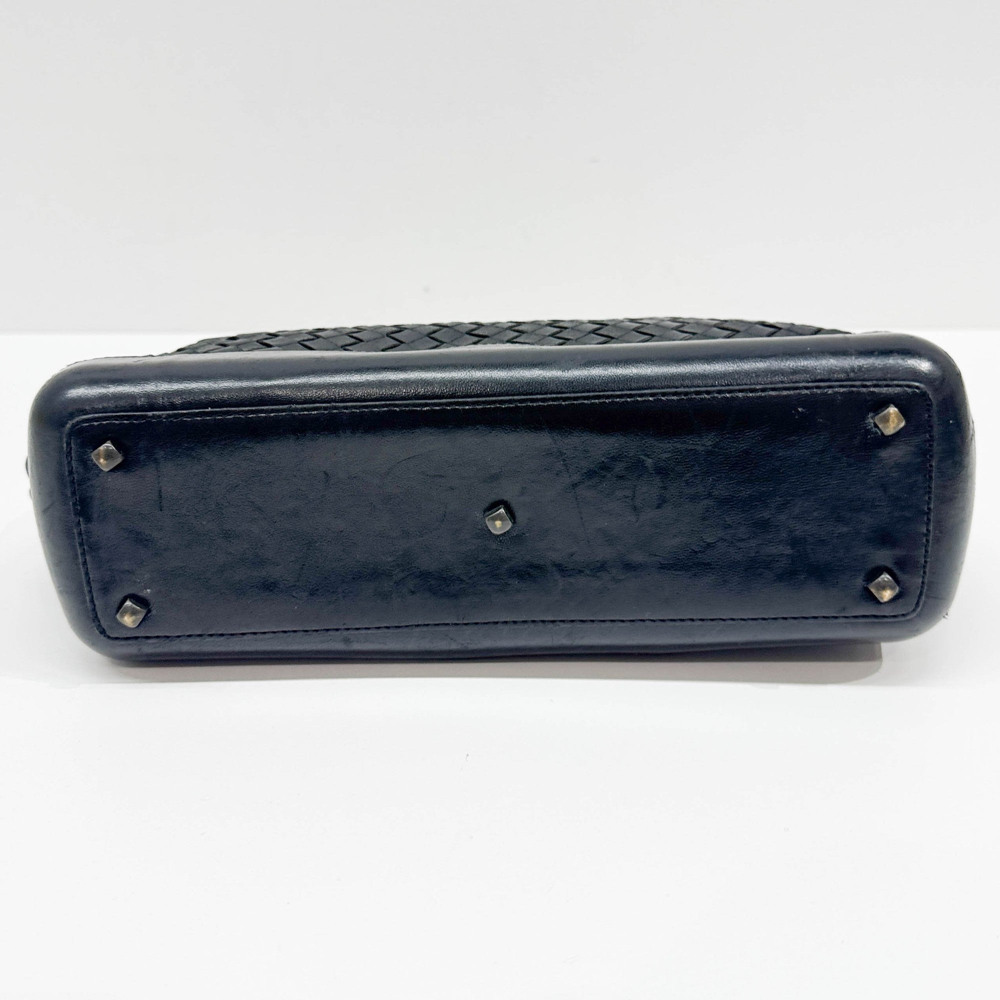 Intrecciato Black Leather Hand Bag