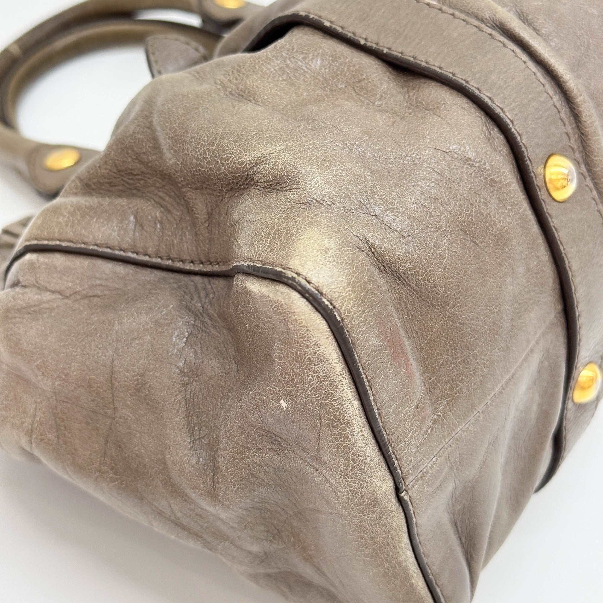 Vitello Dark Khaki Leather Hand Bag