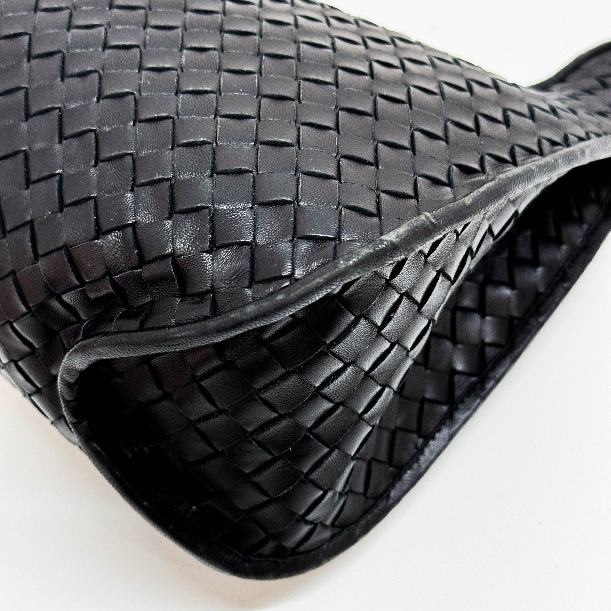 Intrecciato Black Leather Shoulder Bag