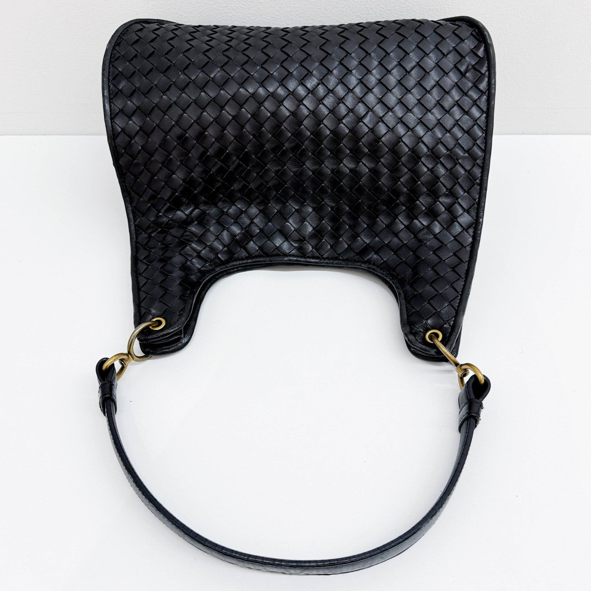 Intrecciato Black Leather Shoulder Bag