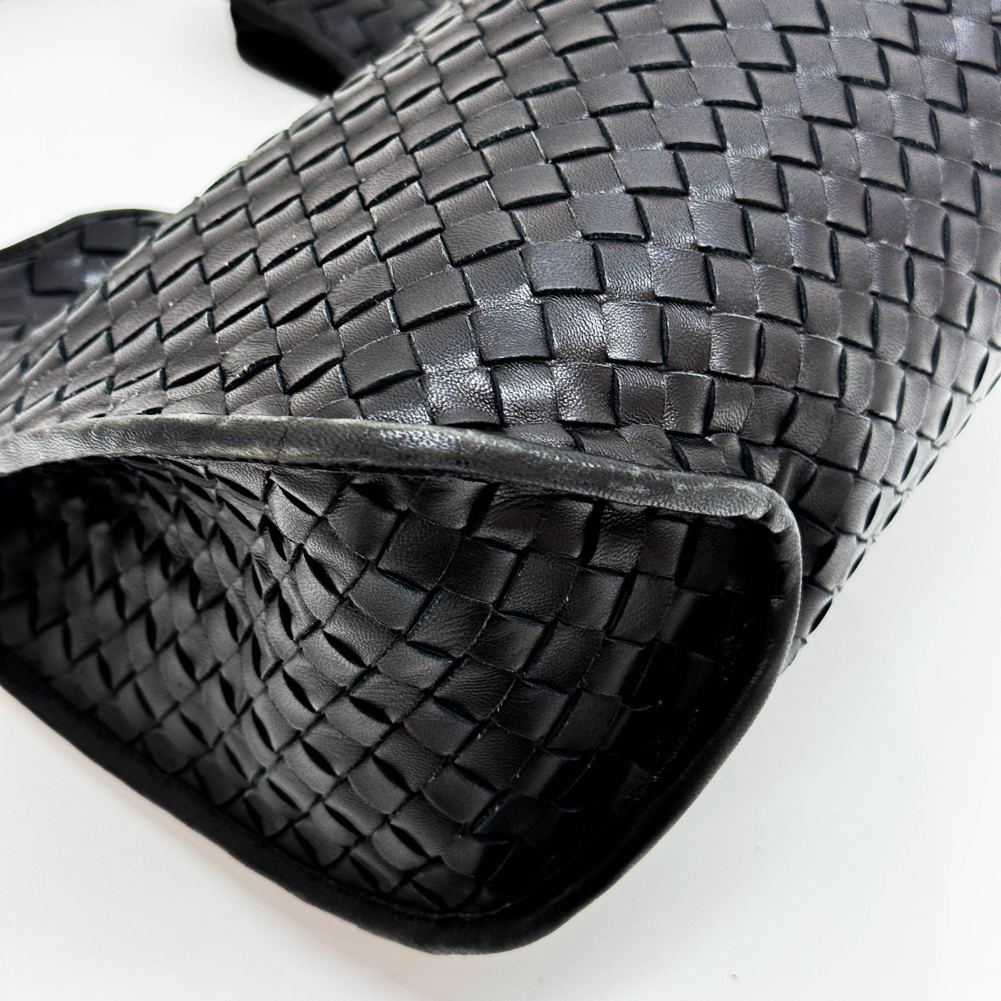 Intrecciato Black Leather Shoulder Bag