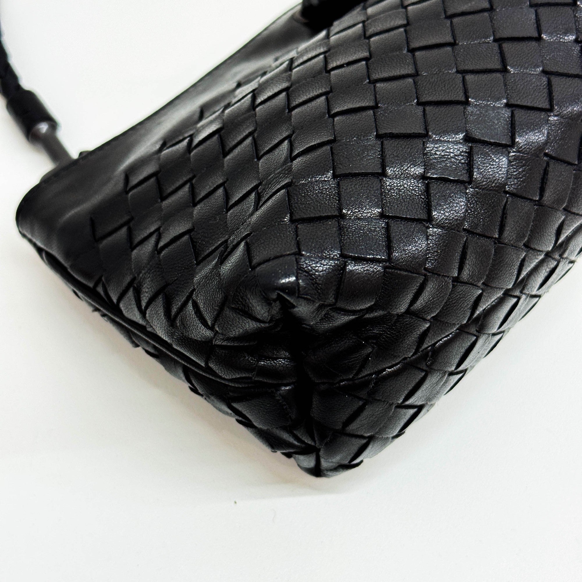 Intrecciato Black Leather Shoulder Bag