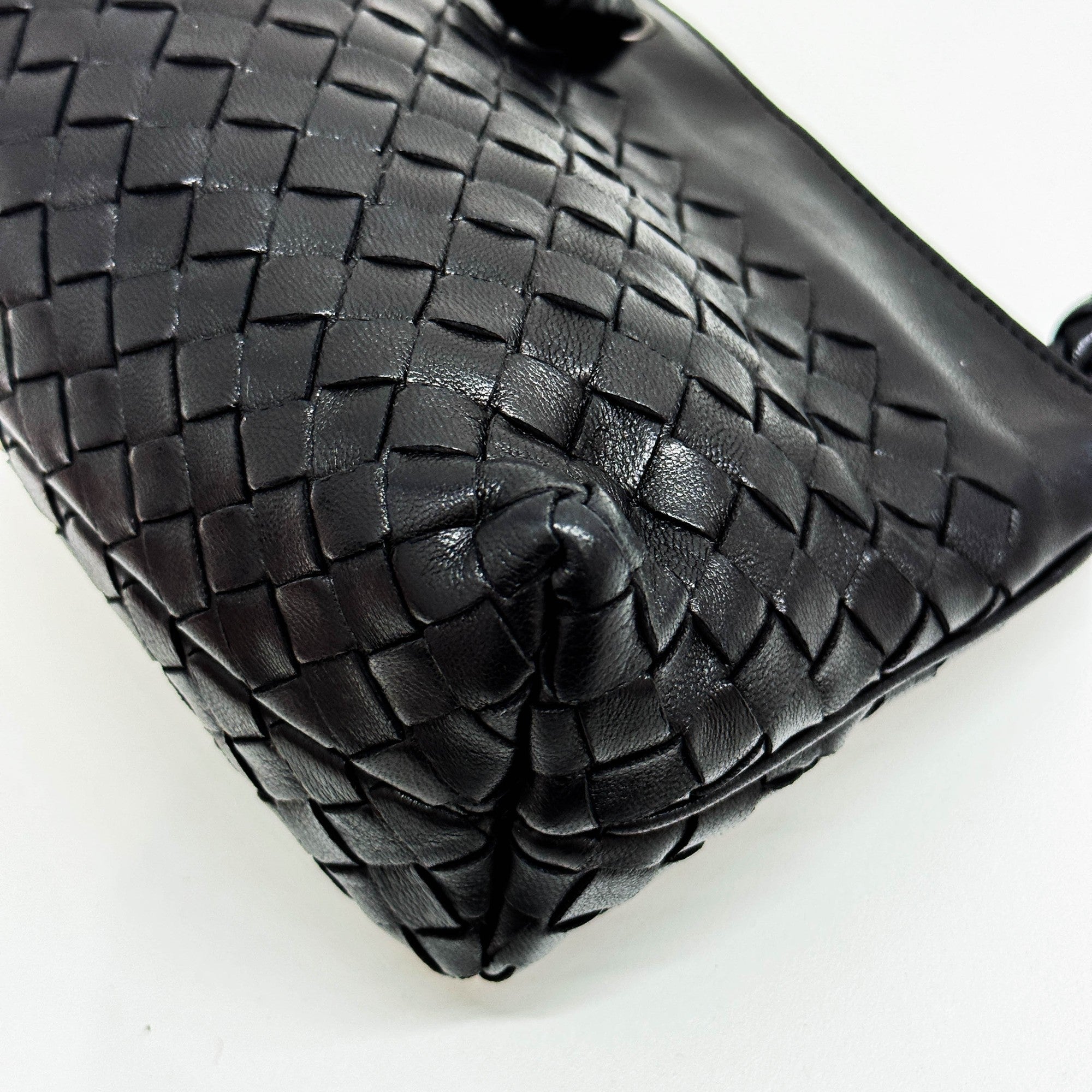 Intrecciato Black Leather Shoulder Bag
