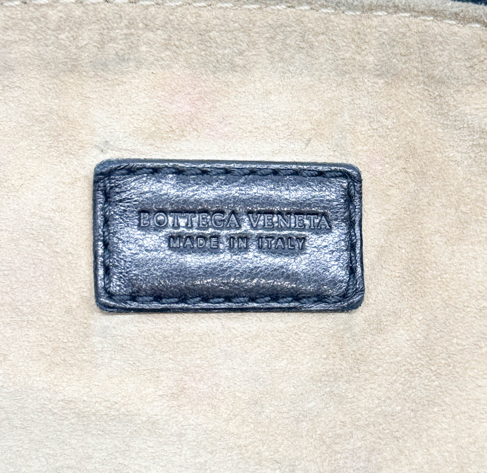 Intrecciato Black Leather Hand Bag