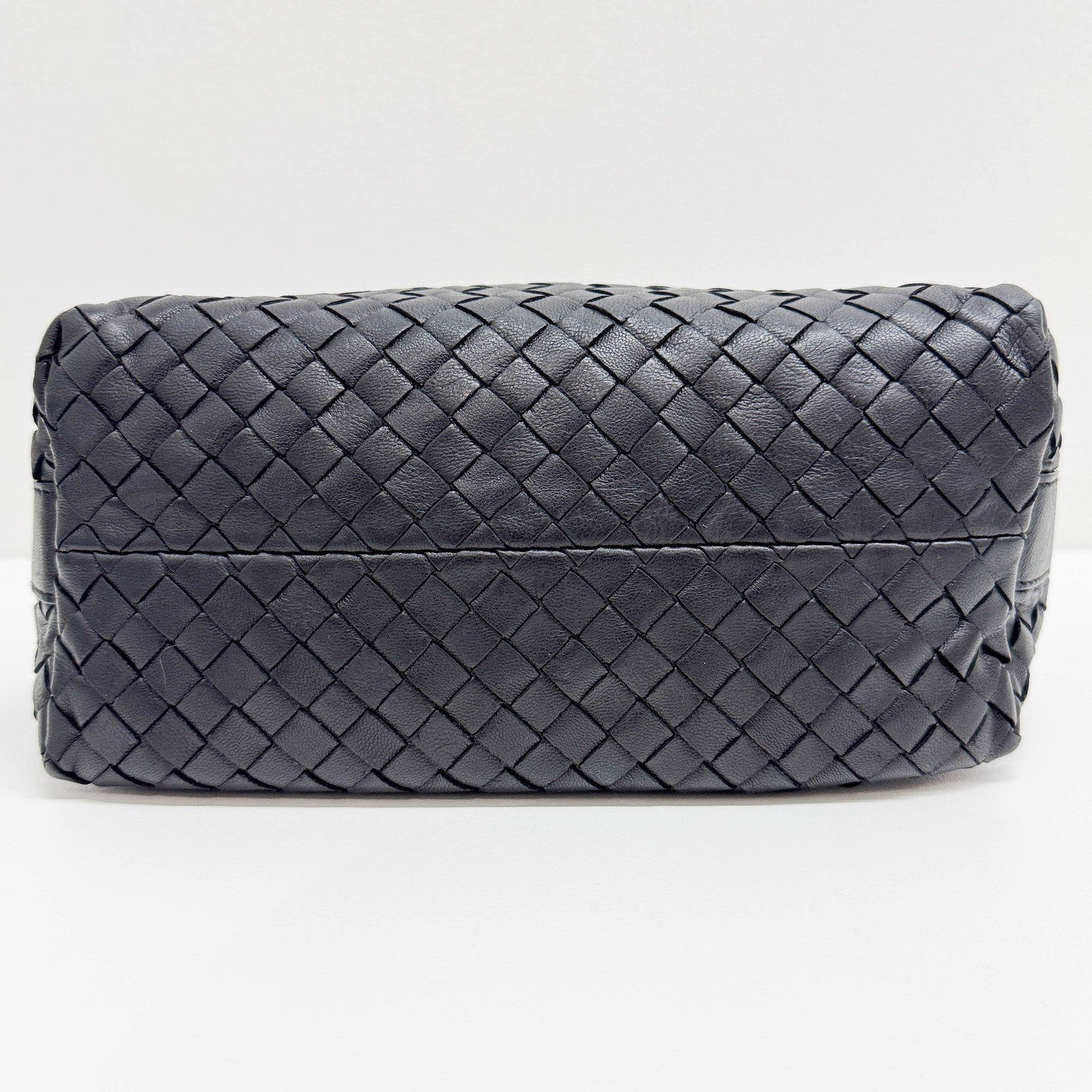 Intrecciato Black Leather Hand Bag