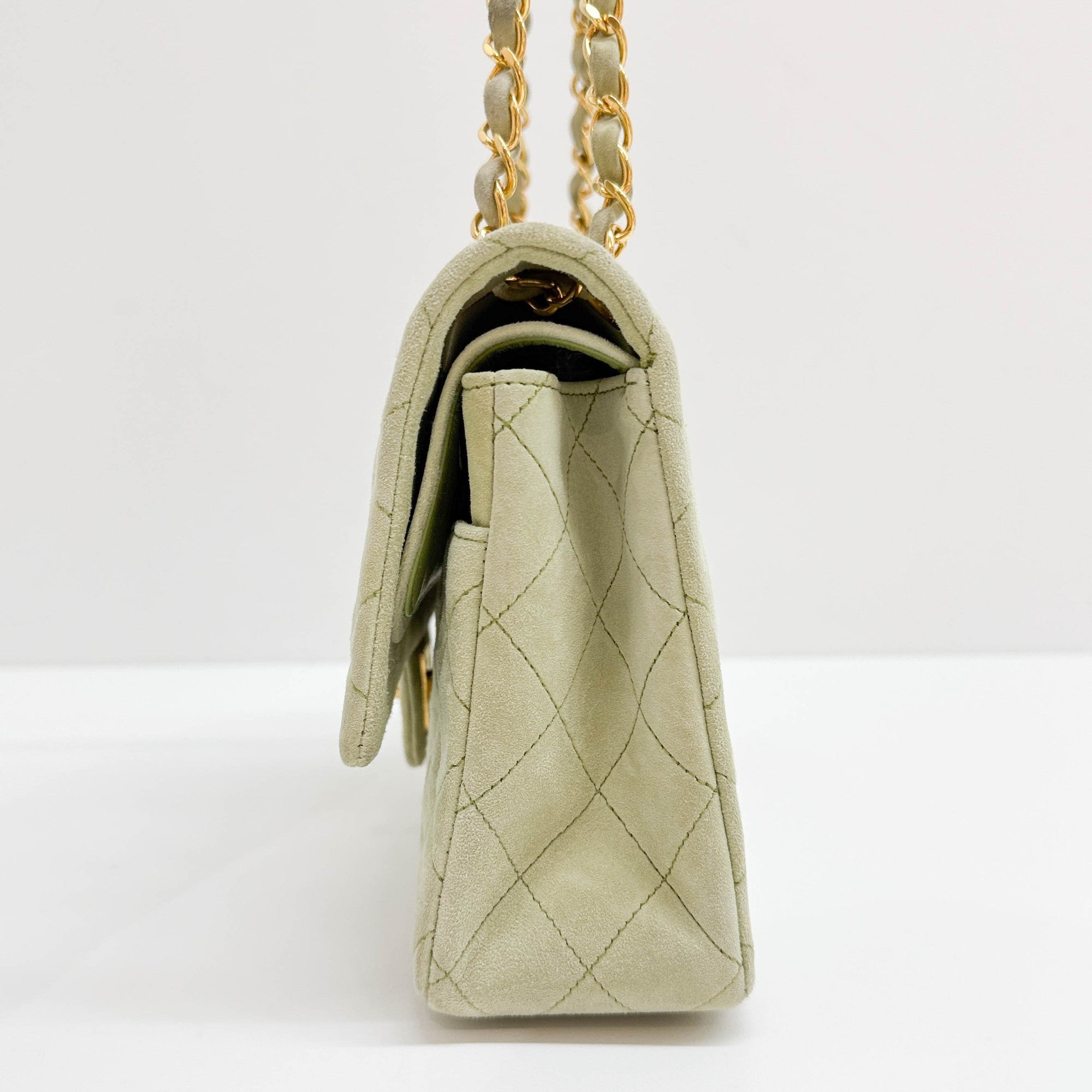 Double Flap Matelasse 25 Green Suede Chain Shoulder Bag