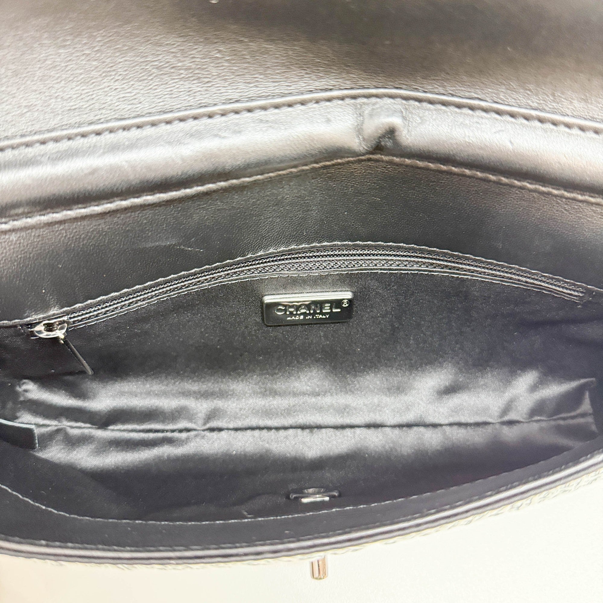 Classic Flap Coco Mark Sequins in Lambskin Chain Shoulder Bag