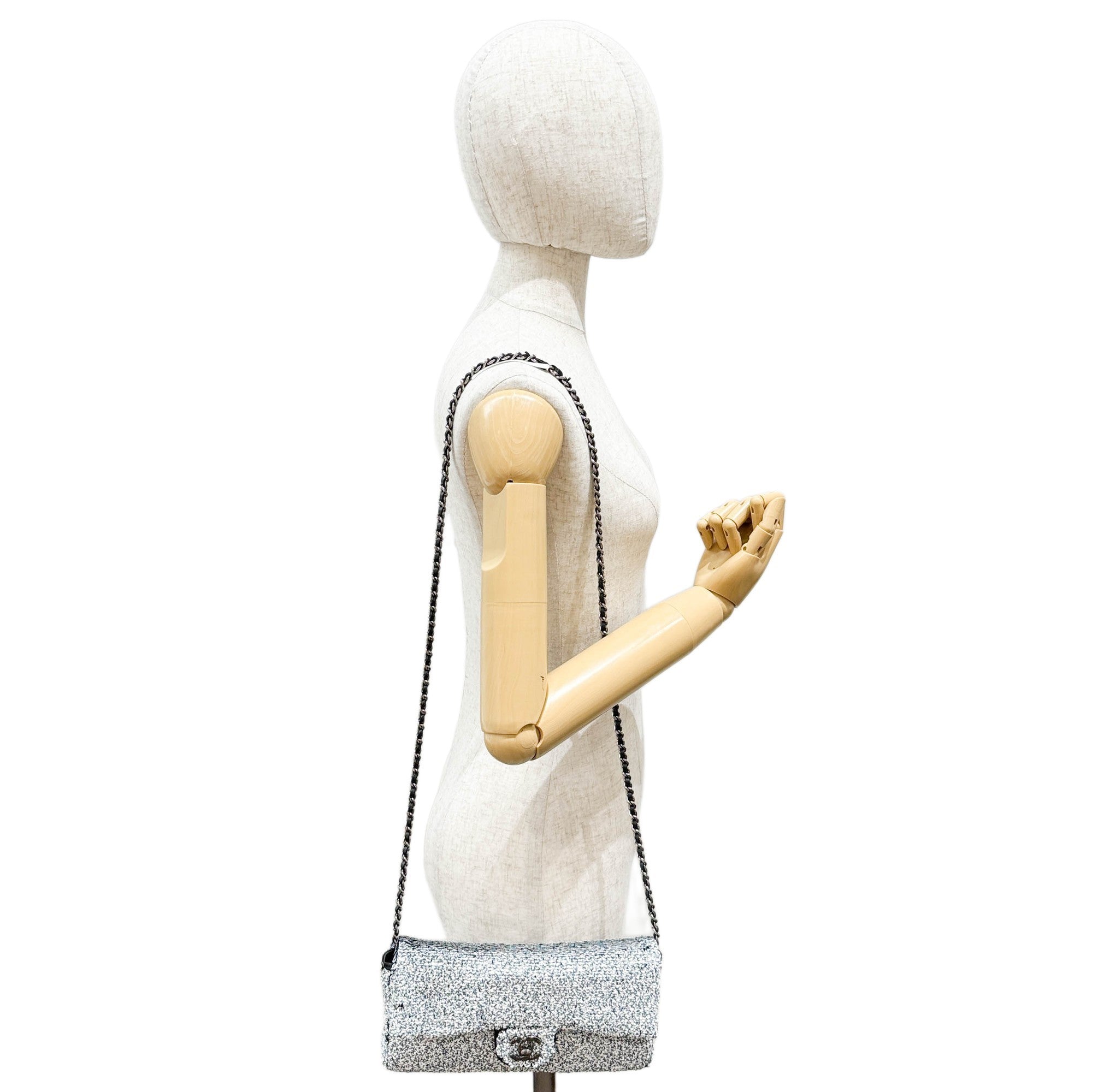 Classic Flap Coco Mark Sequins in Lambskin Chain Shoulder Bag