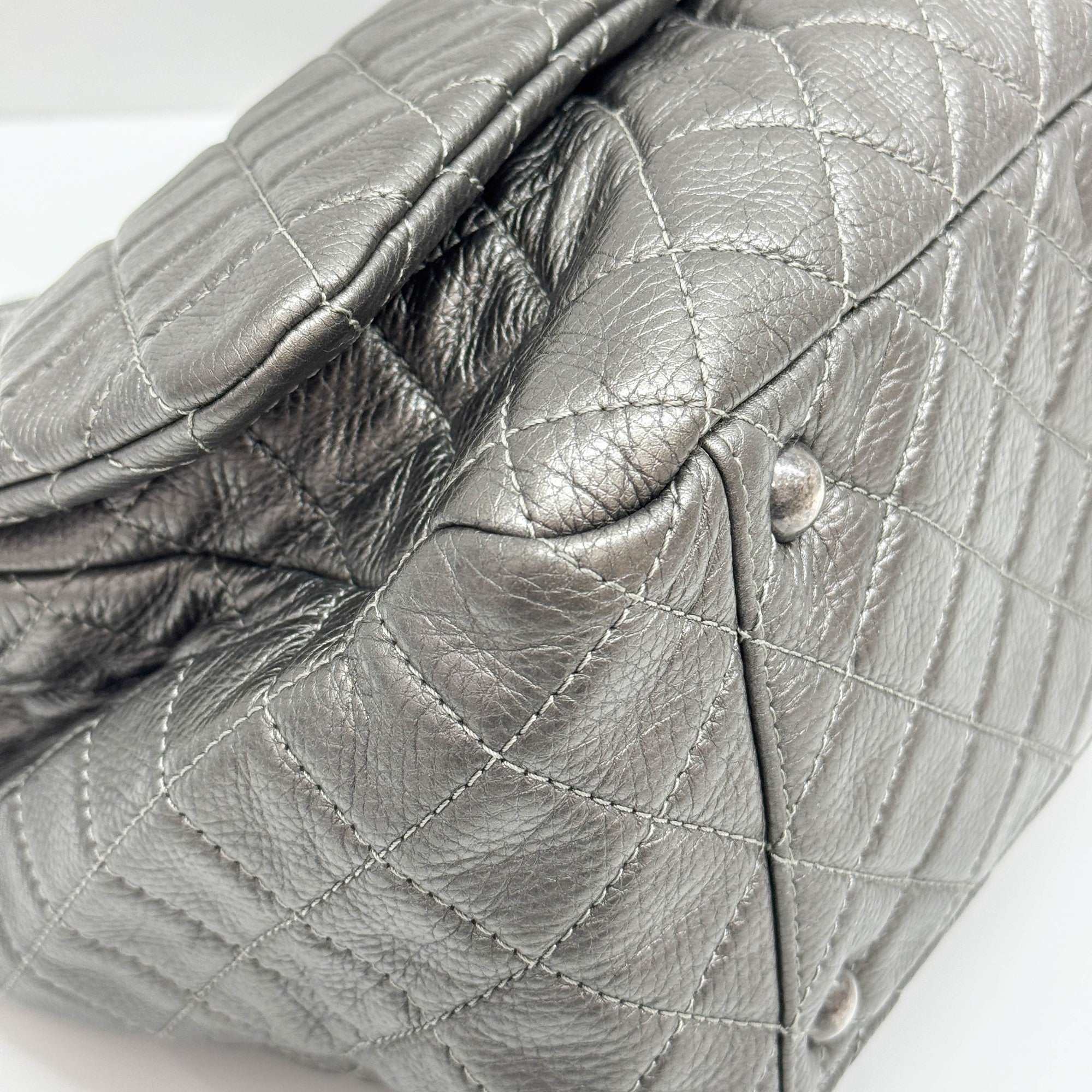 Classic Flap Jumbo Silver Chain Strap Shoulder Bag