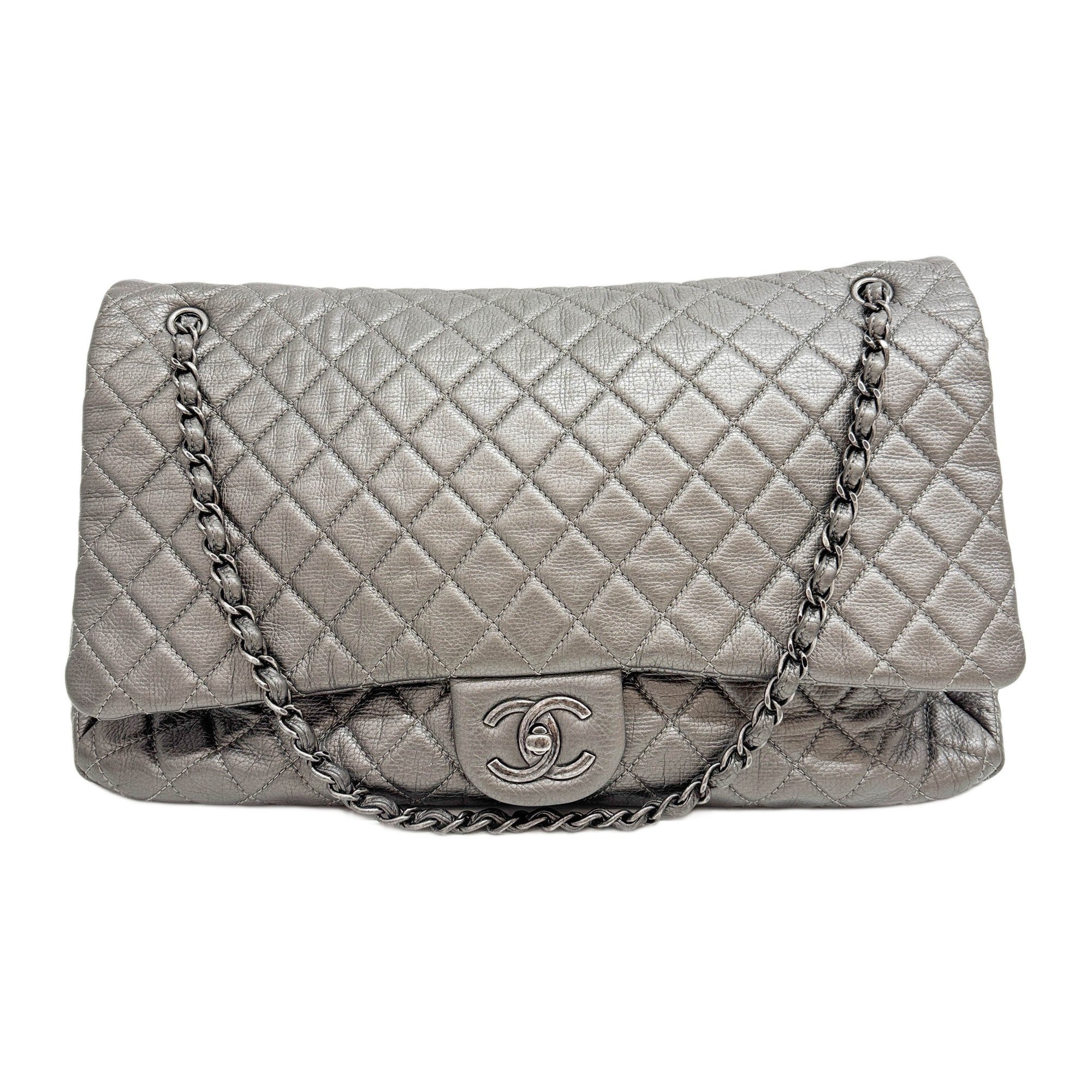 Classic Flap Jumbo Silver Chain Strap Shoulder Bag