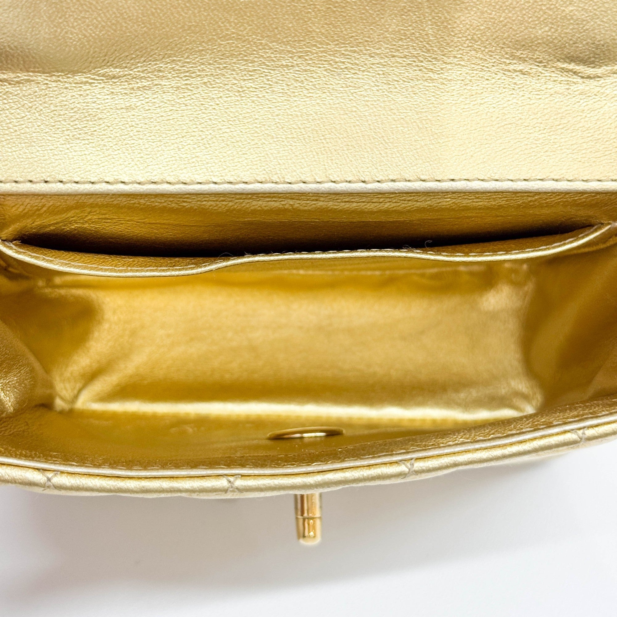 Set Of 2 Coco Handle Matelasse Gold Leather Hand Bags