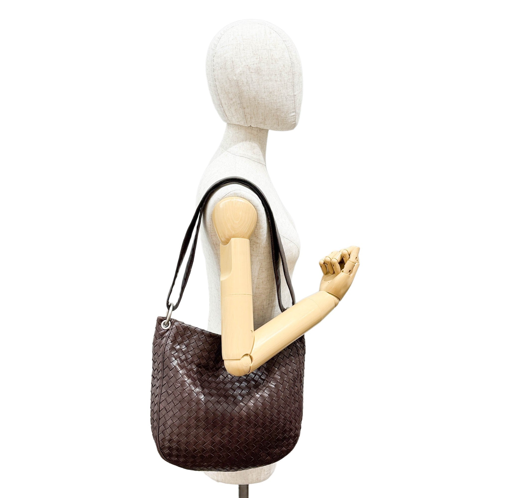 Intrecciato Brown Leather Hobo Bag