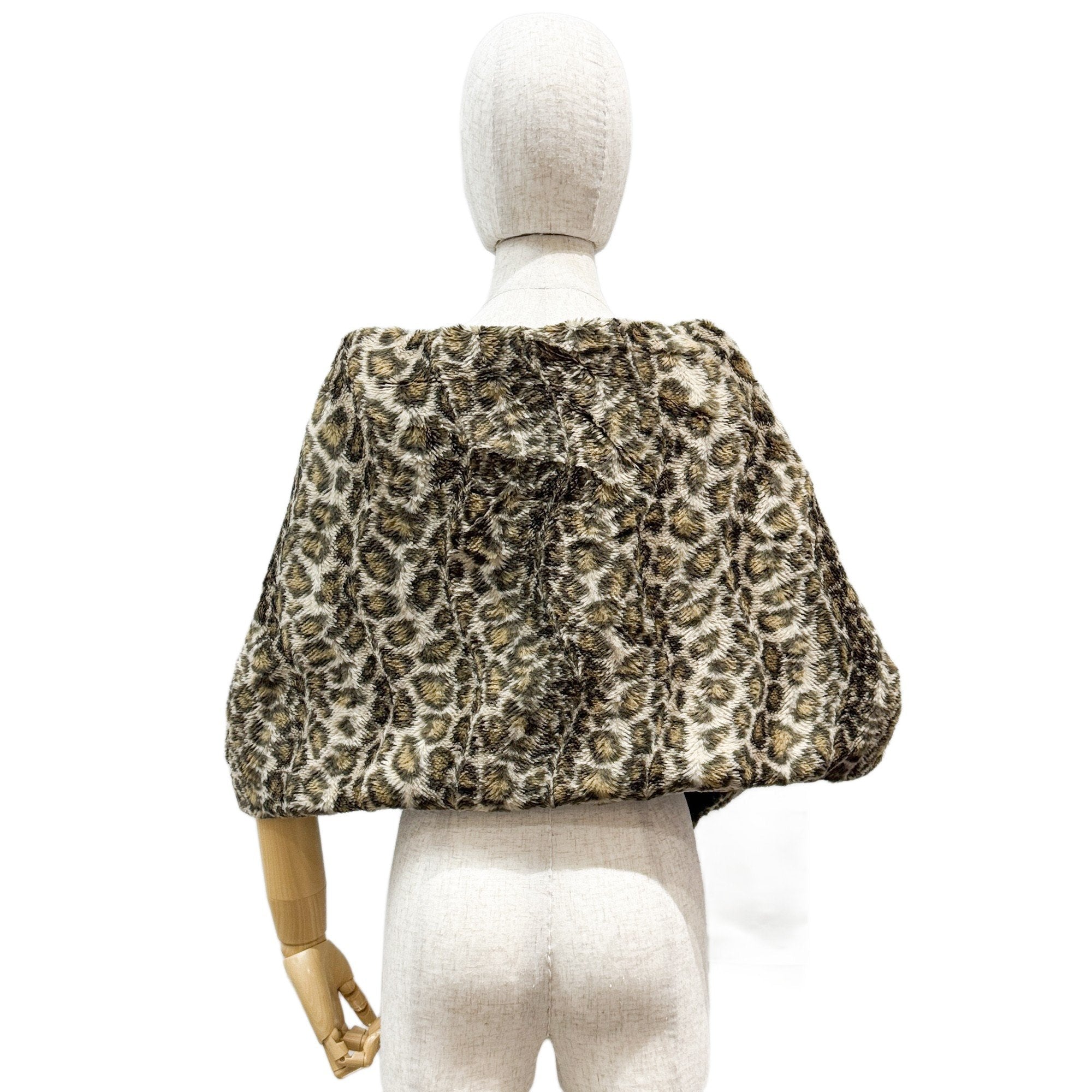 One Size Beige Leopard Print Fur Vest & Shawl