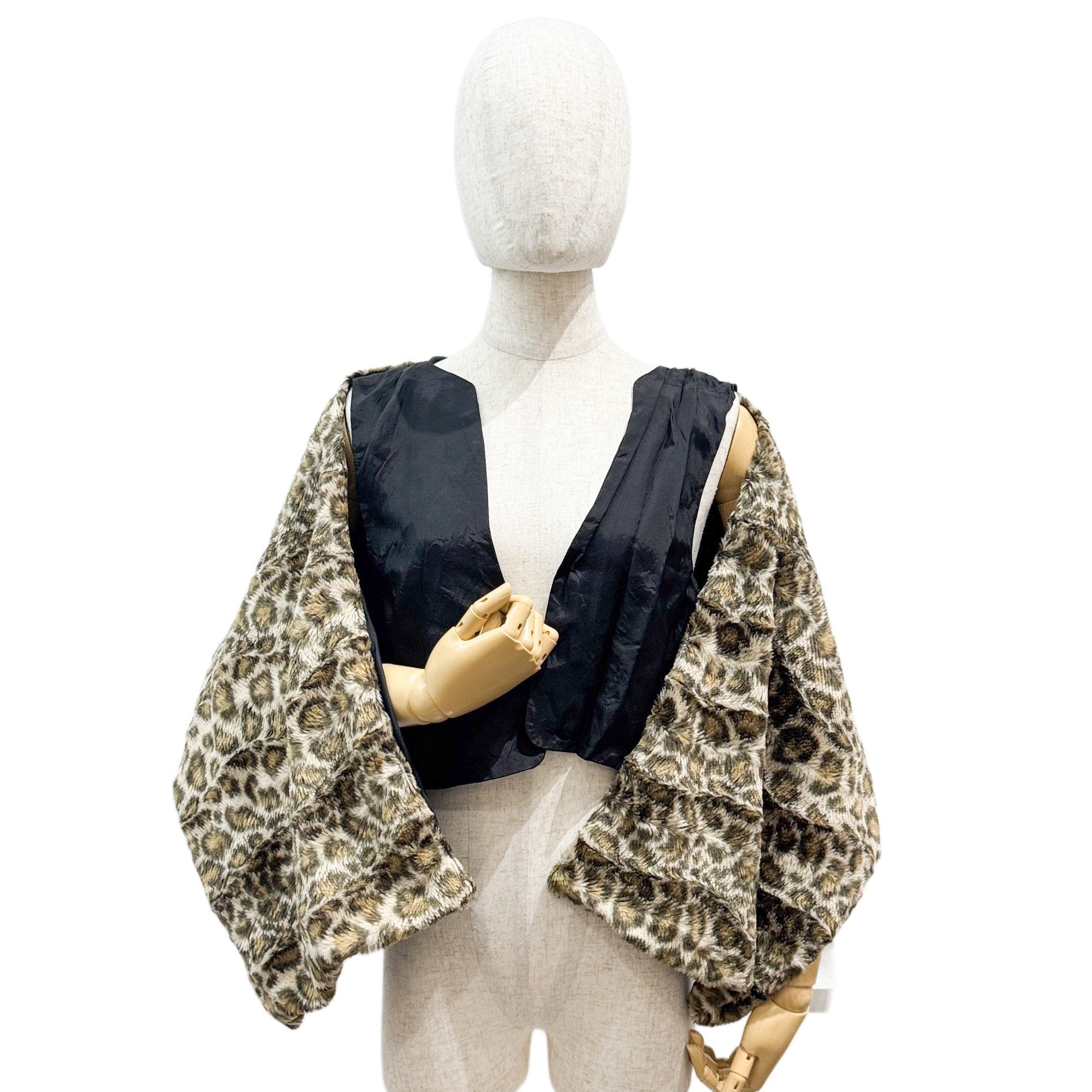 One Size Beige Leopard Print Fur Vest & Shawl