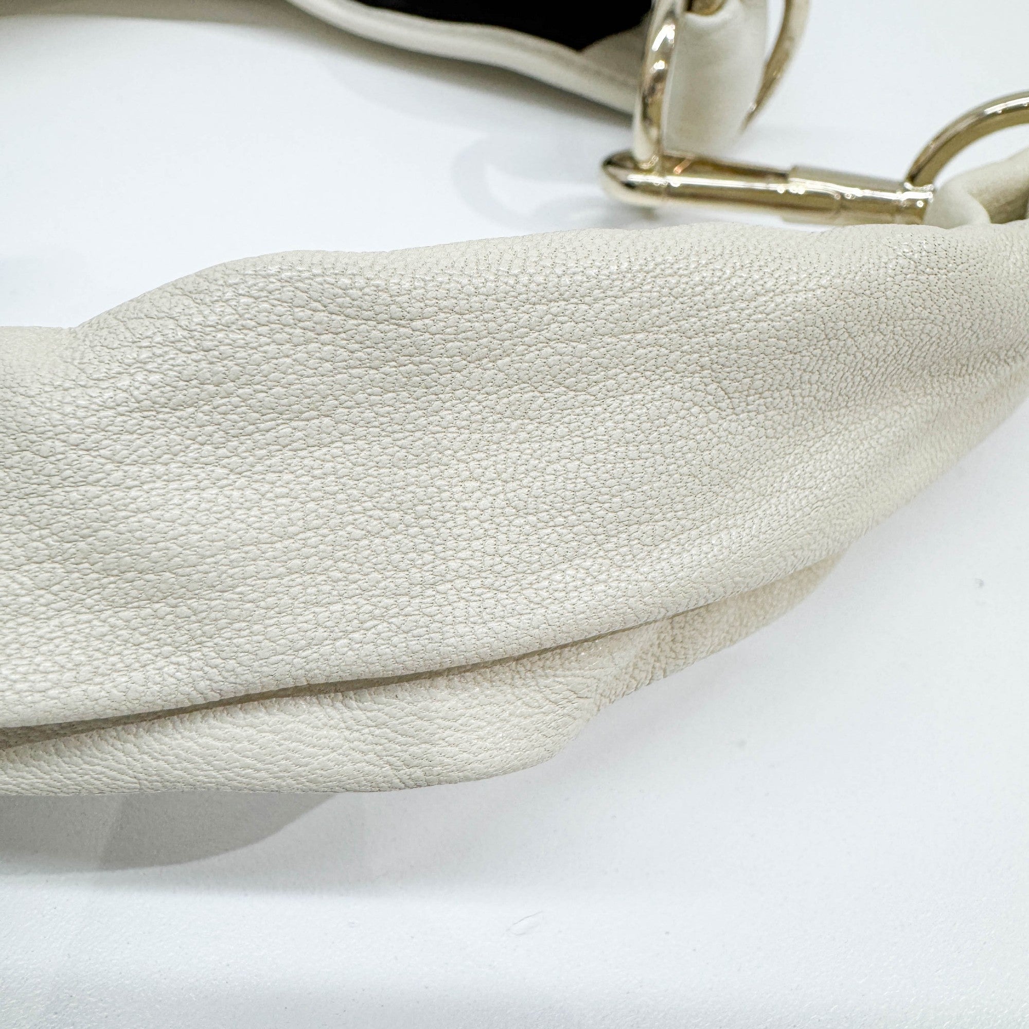 Saint Tropez Offwhite Leather Shoulder Bag