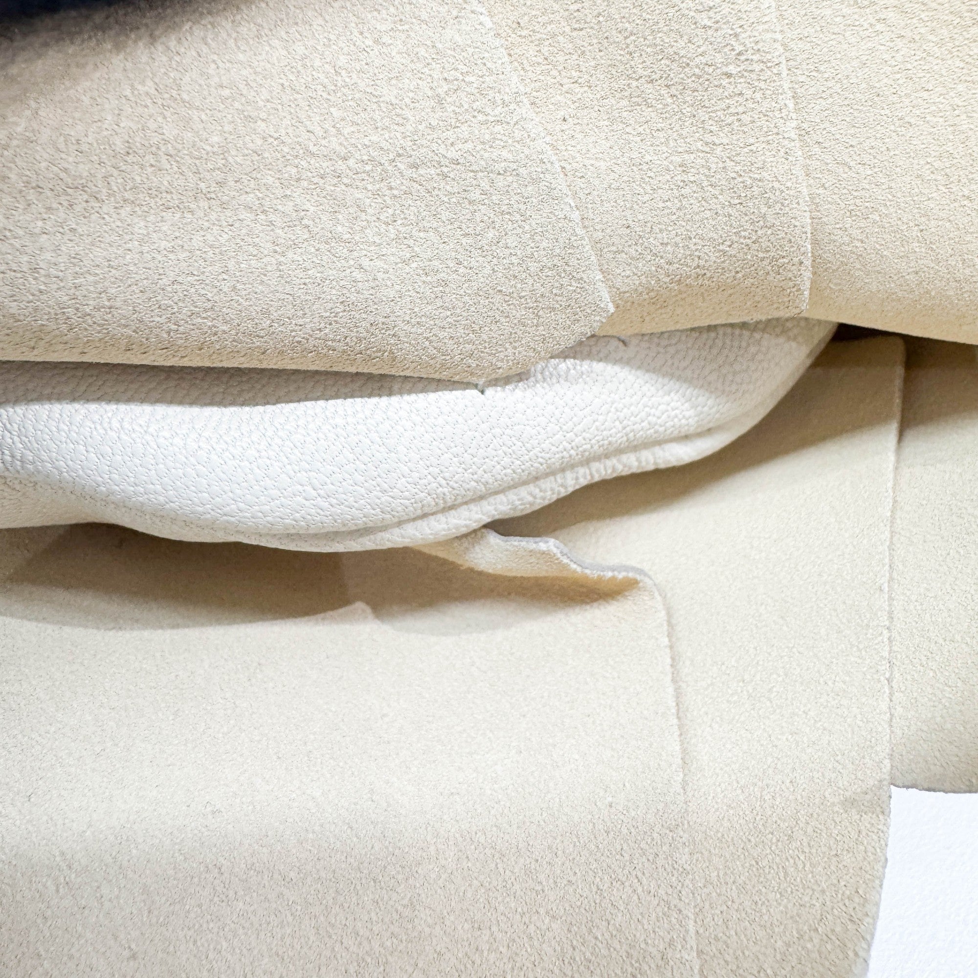 Saint Tropez Offwhite Leather Shoulder Bag