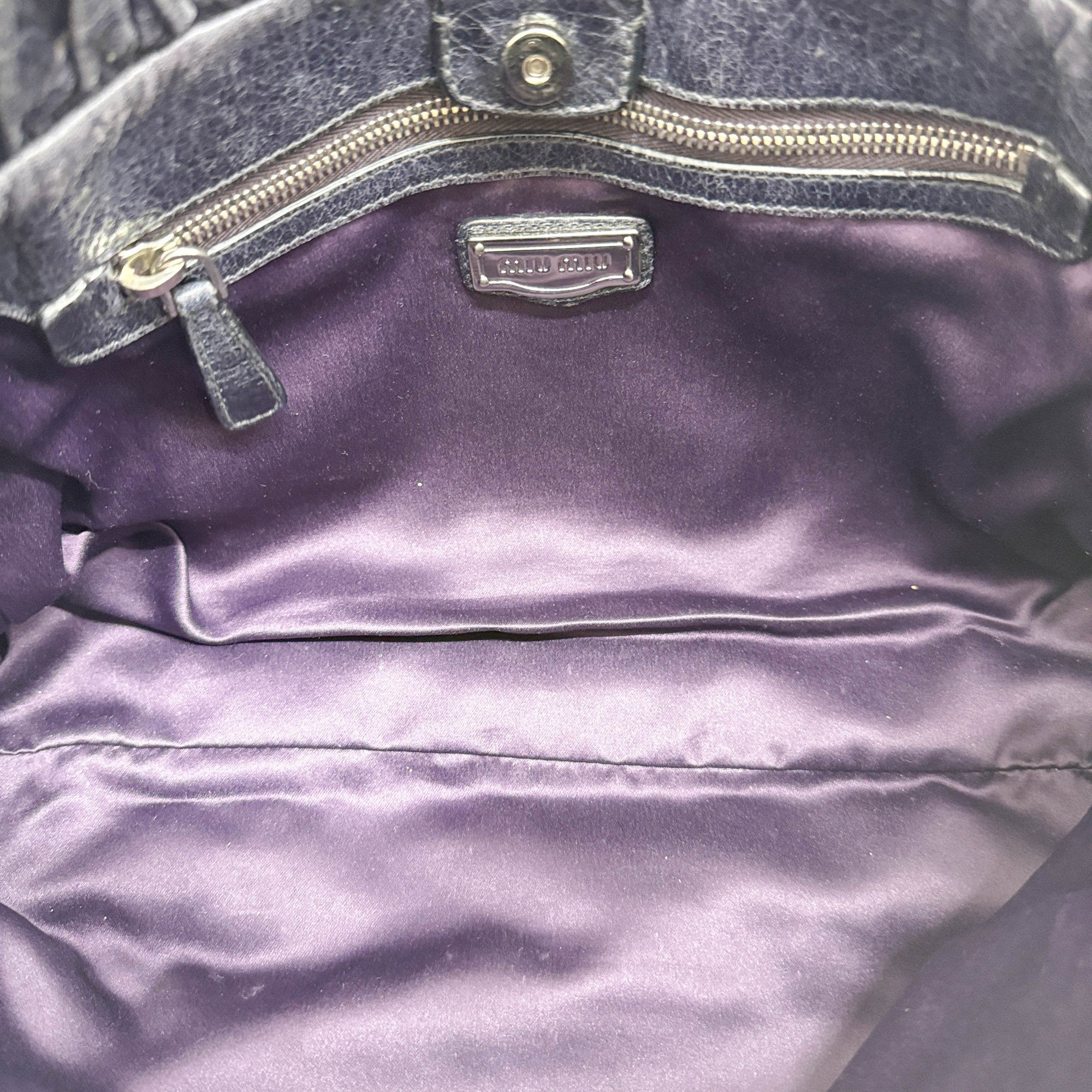 Vitello Black Leather Hand Bag