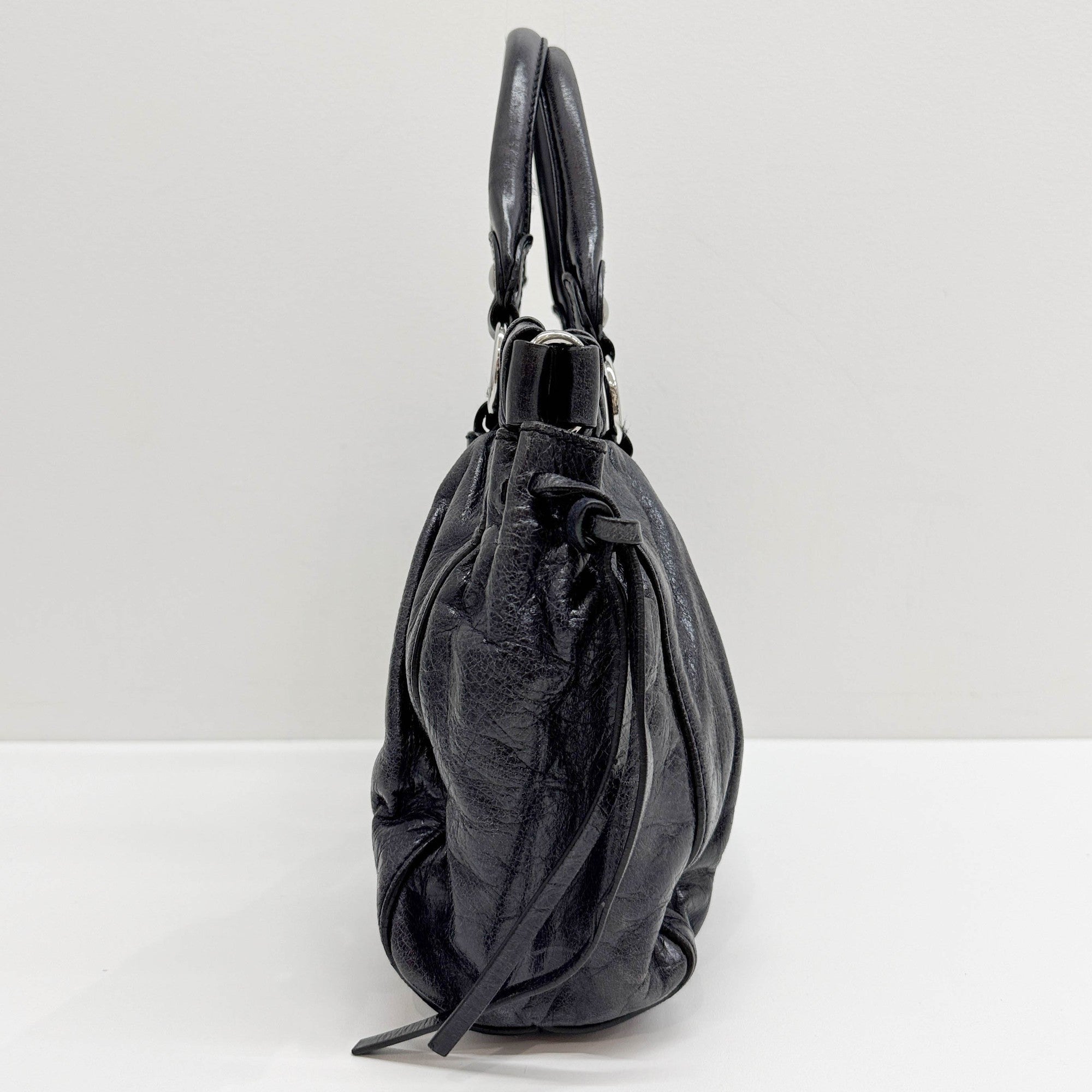 Vitello Black Leather Hand Bag