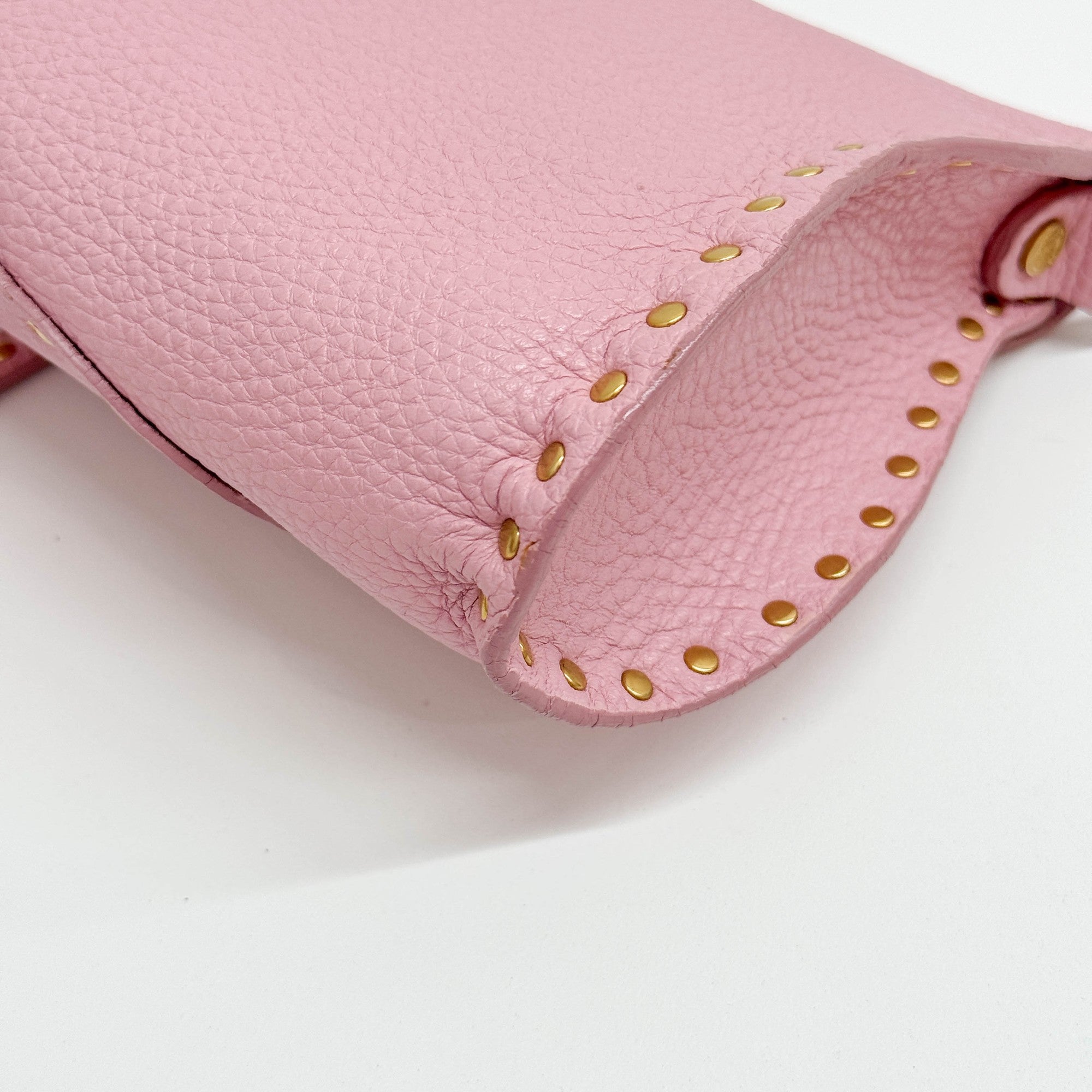Poulbot Pink Leather Shoulder Bag