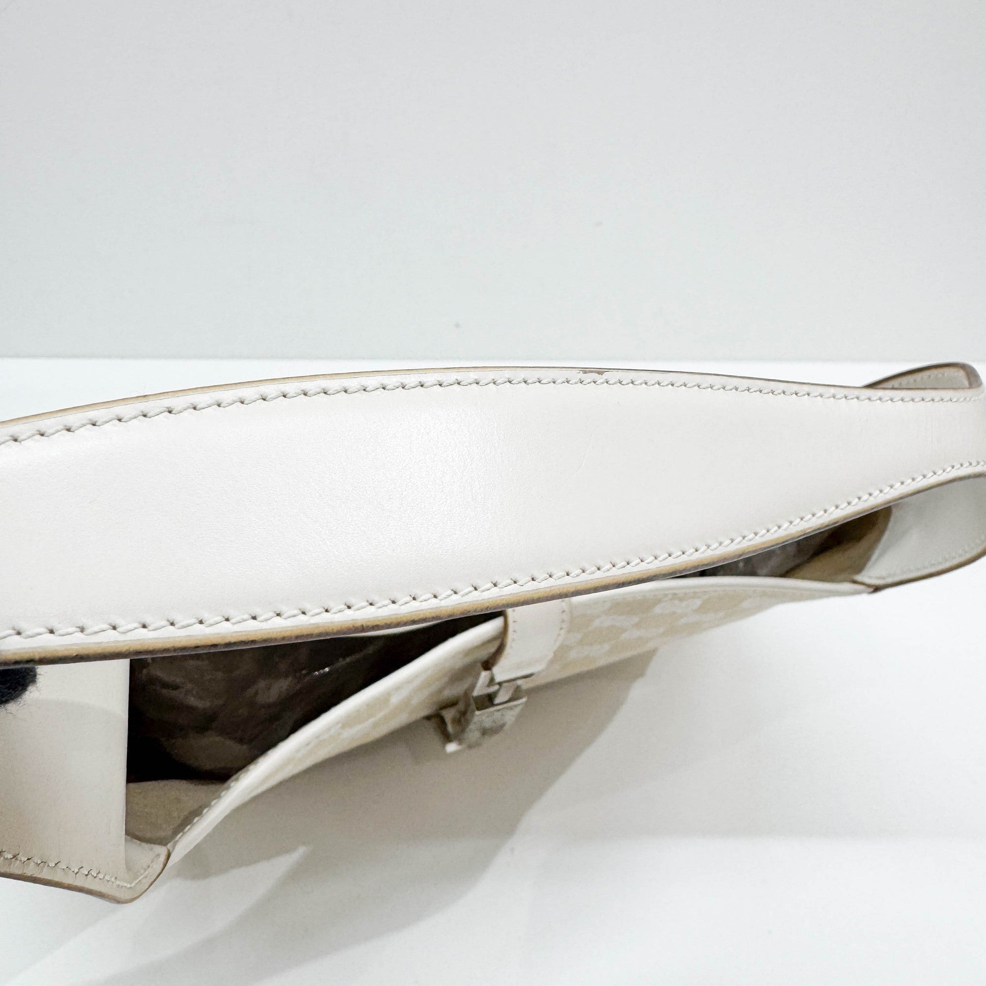 Jackie Beige GG Canvas Shoulder Bag