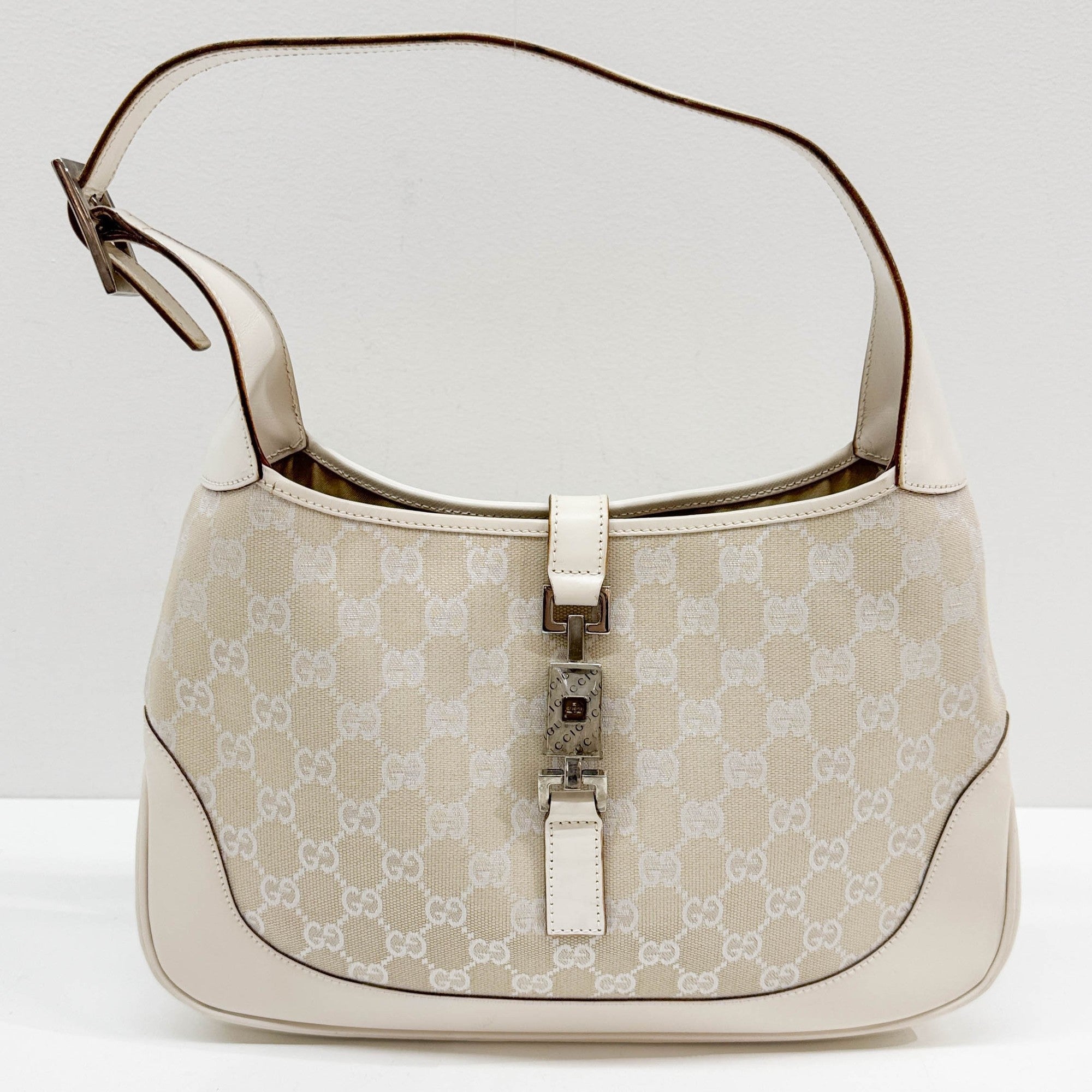 Jackie Beige GG Canvas Shoulder Bag