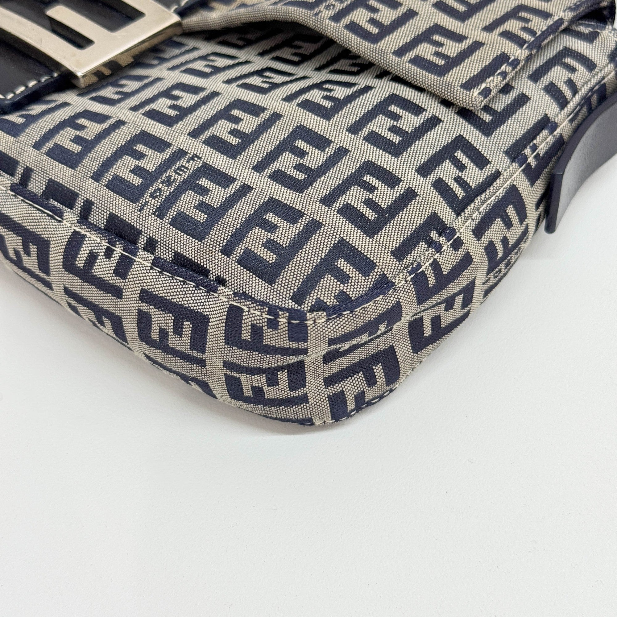 Zuchinno Baguette Grey & Navy Canvas Shoulder Bag