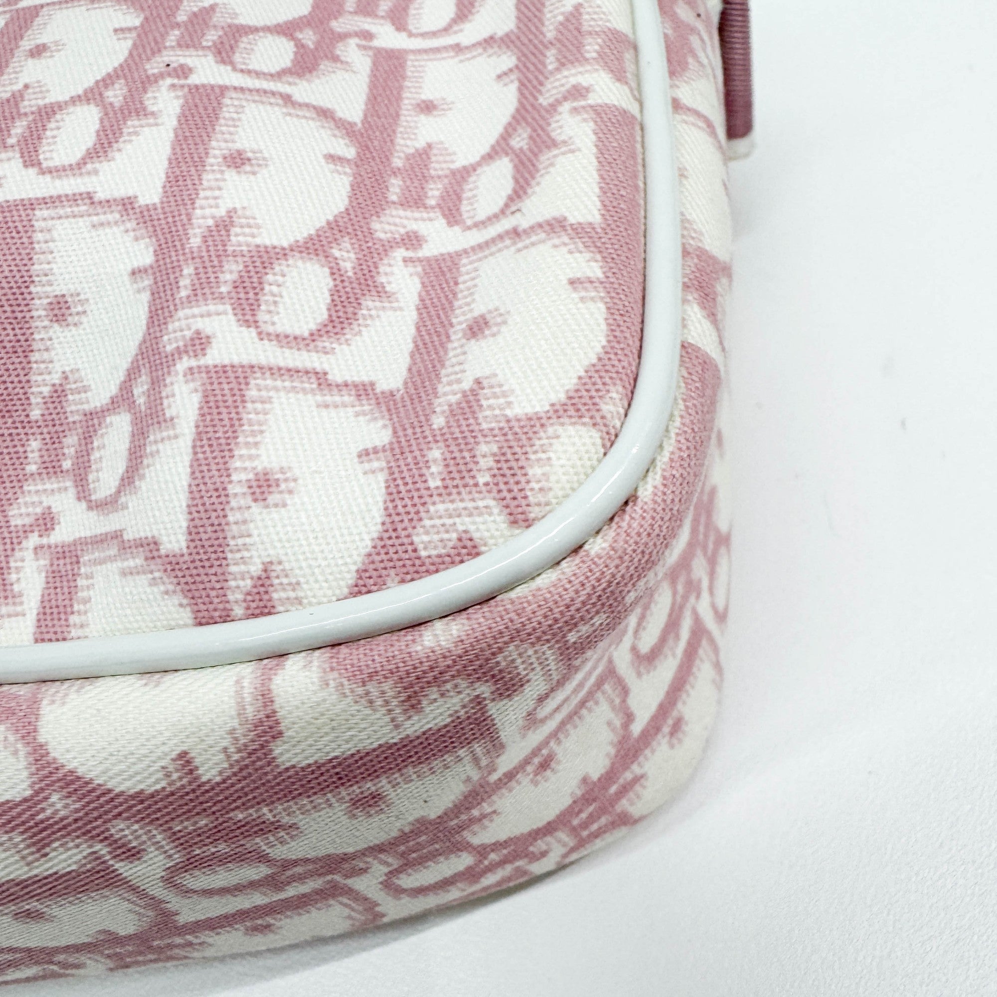 Pink Trotter Canvas Shoulder Bag