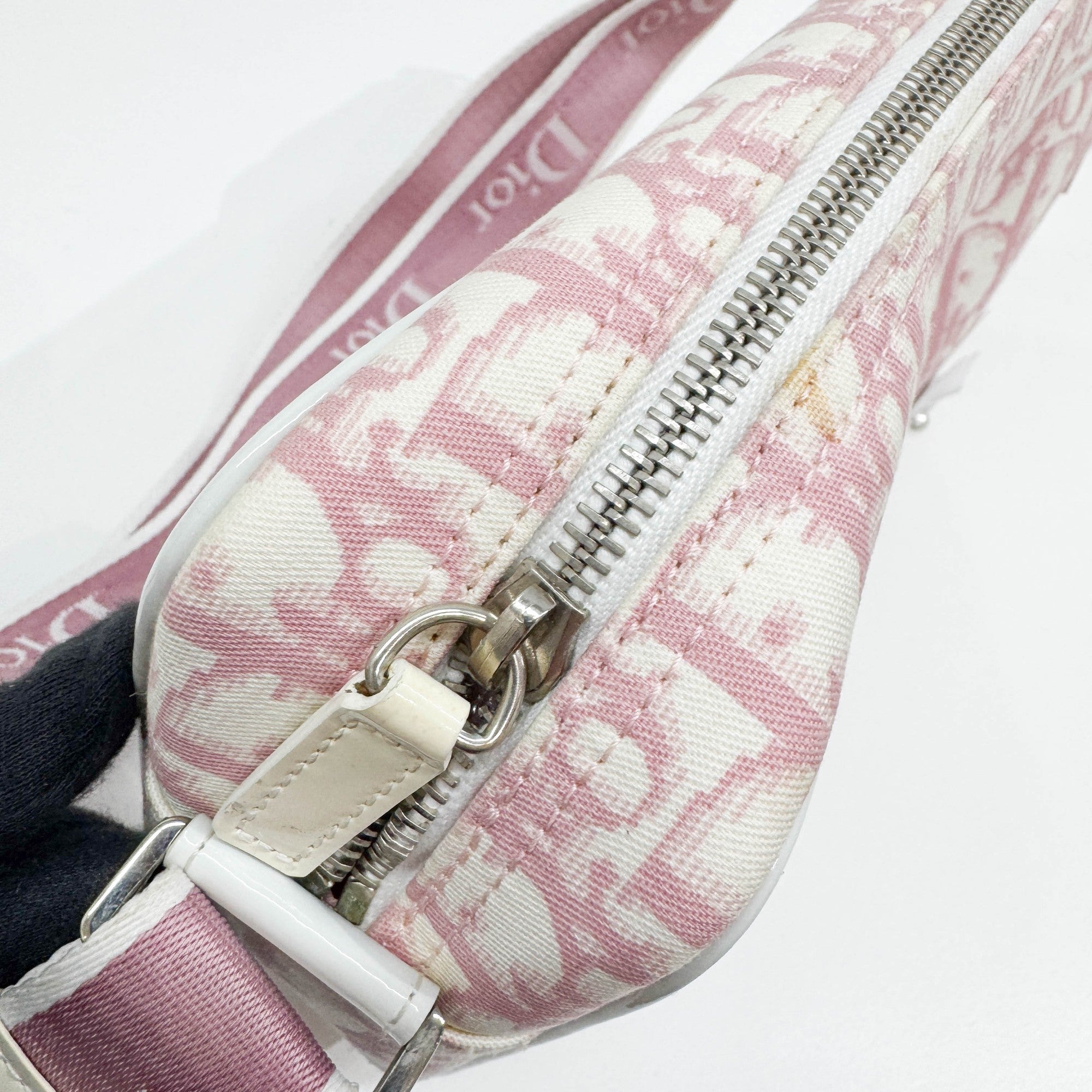 Pink Trotter Canvas Shoulder Bag