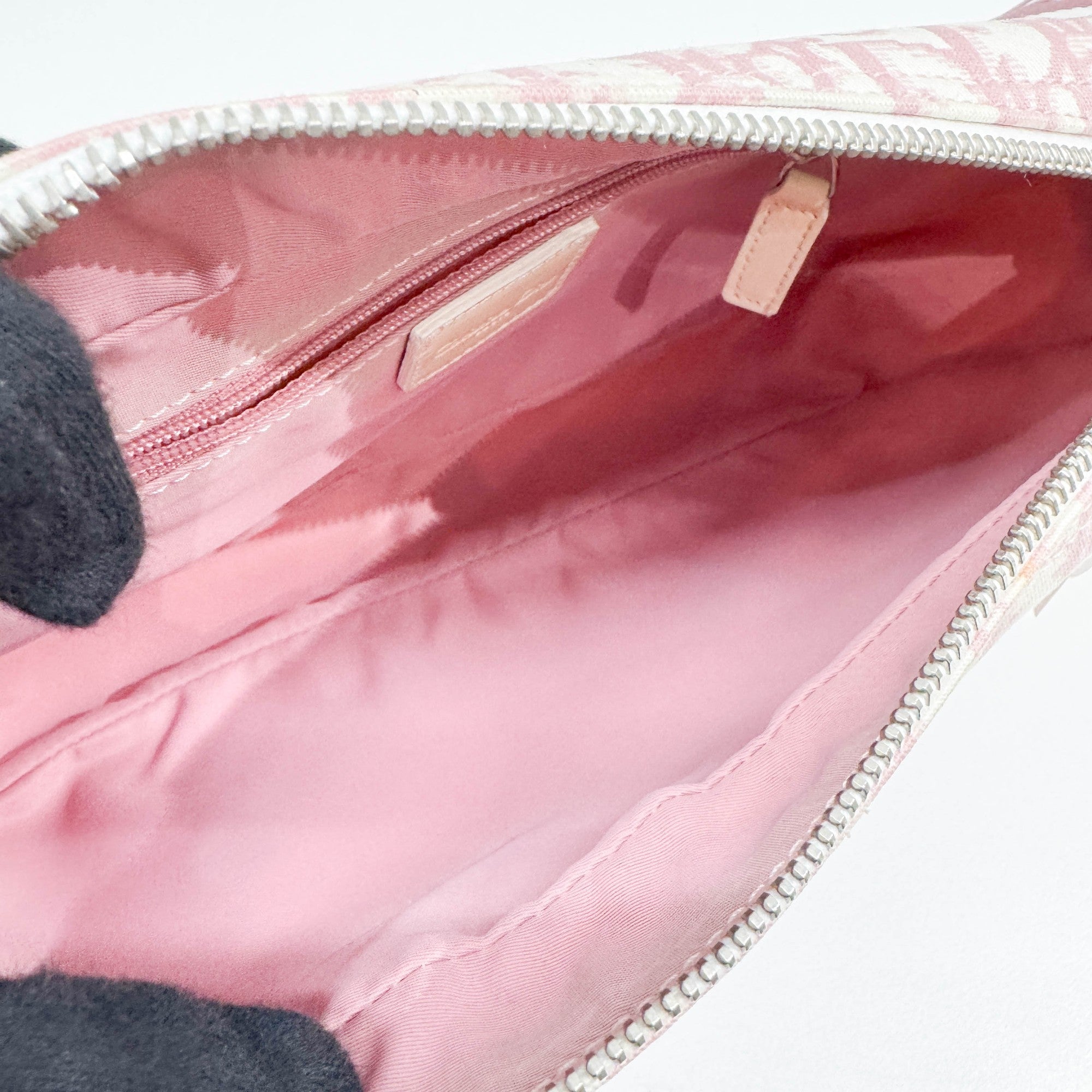 Pink Trotter Canvas Shoulder Bag