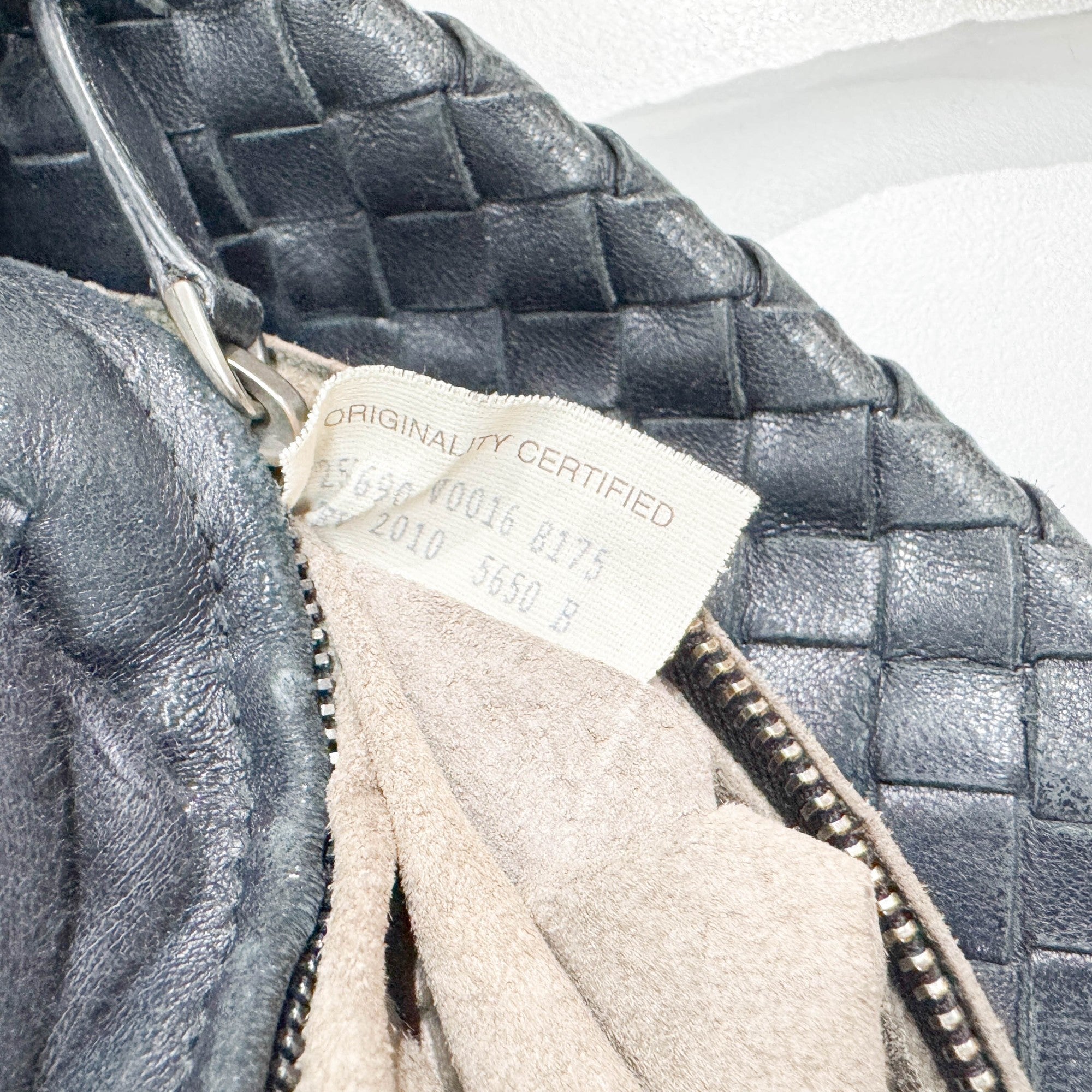 Intrecciato Black Leather Shoulder Bag