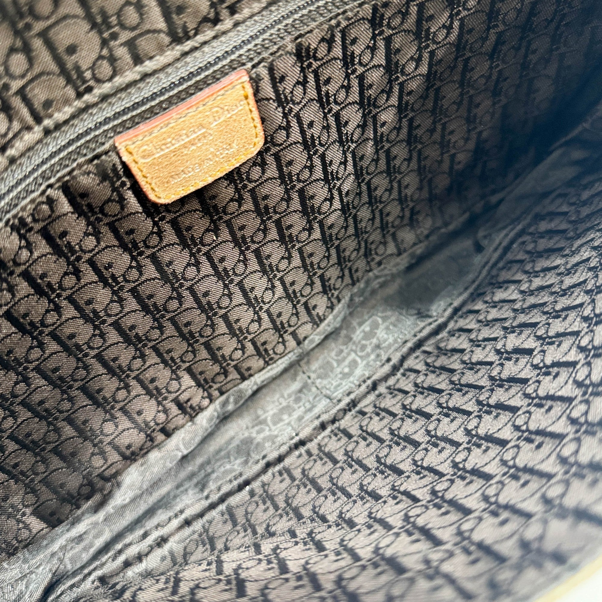 Gaucho Metallic Gold Leather Shoulder Bag