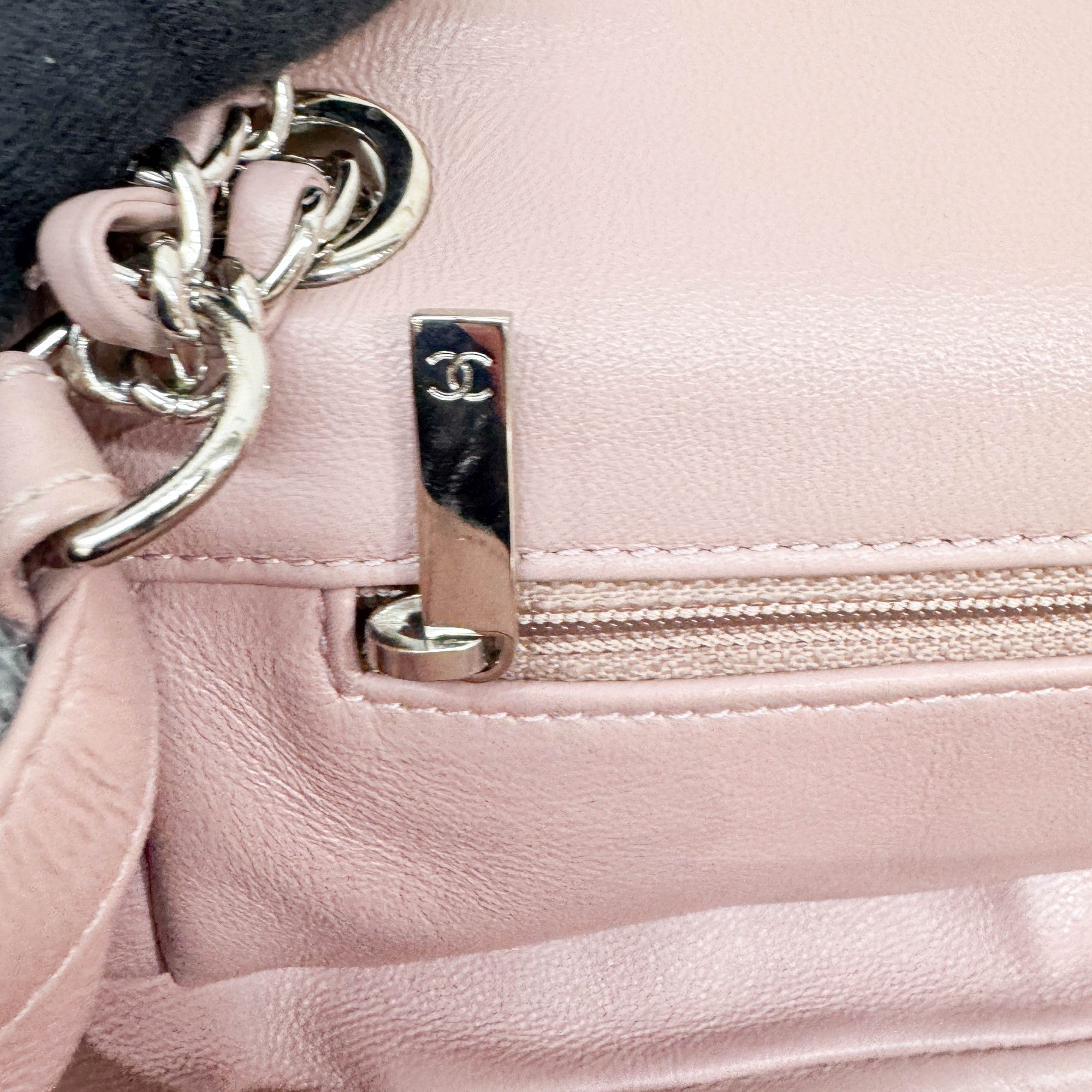 Classic Flap Waterfall Pink Sequin Shoulder Bag