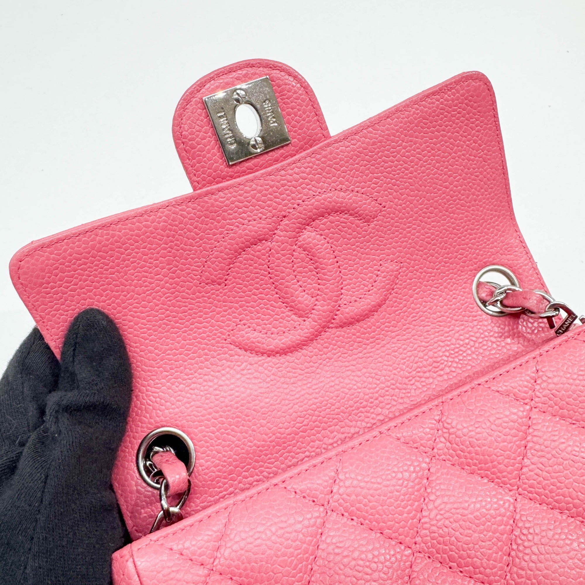 Mini Classic Flap Matelasse Pink Leather Shoulder Bag