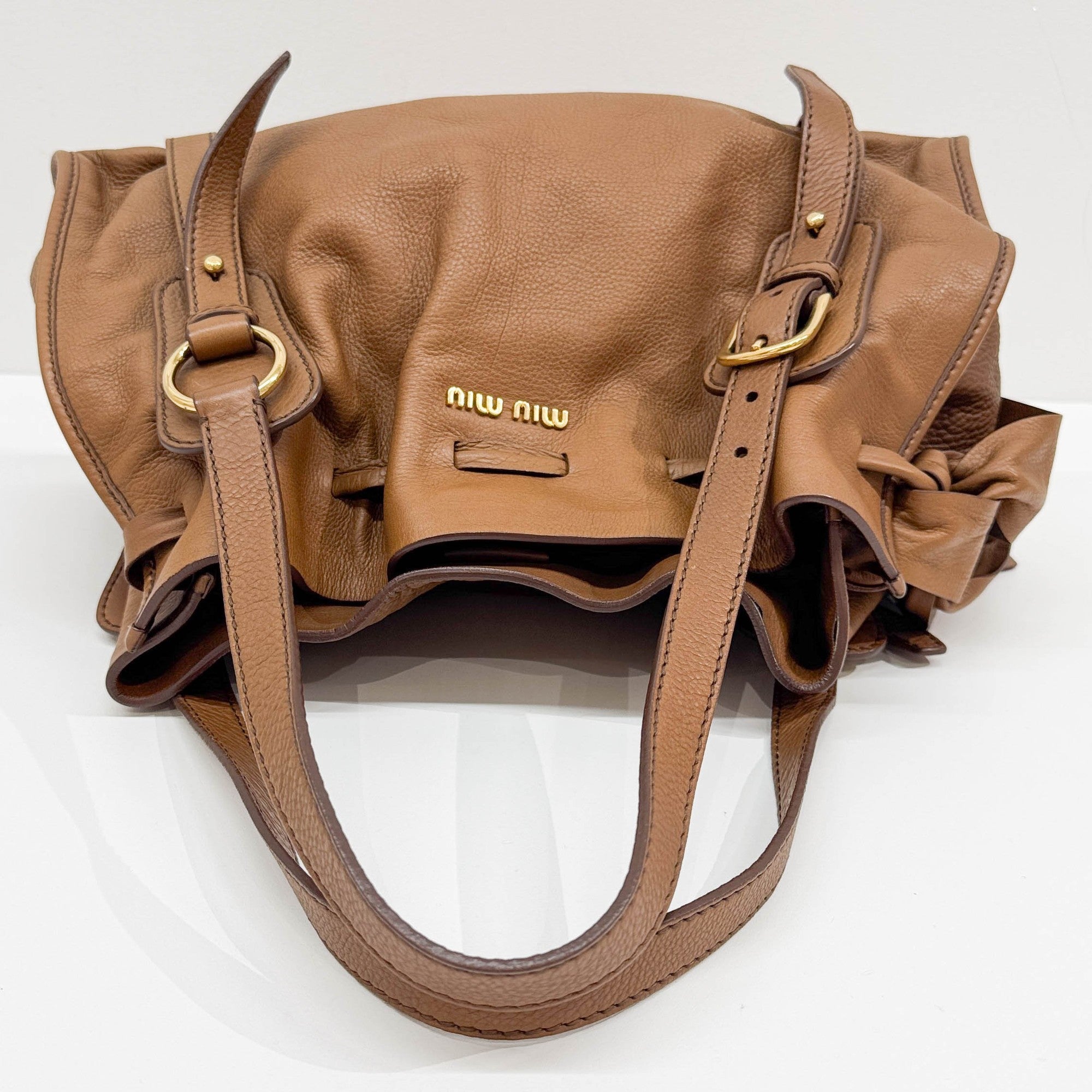 Vitello Lux Bow Brown Leather Shoulder Bag