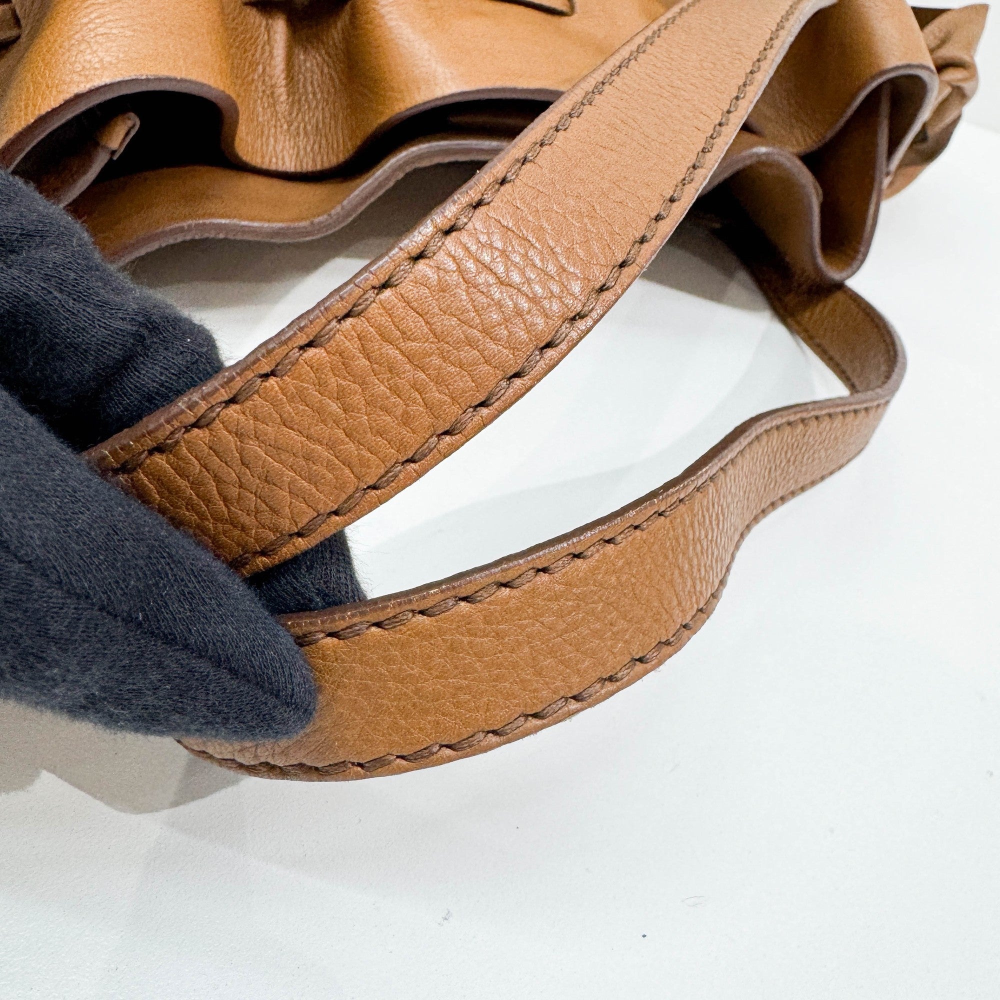 Vitello Lux Bow Brown Leather Shoulder Bag