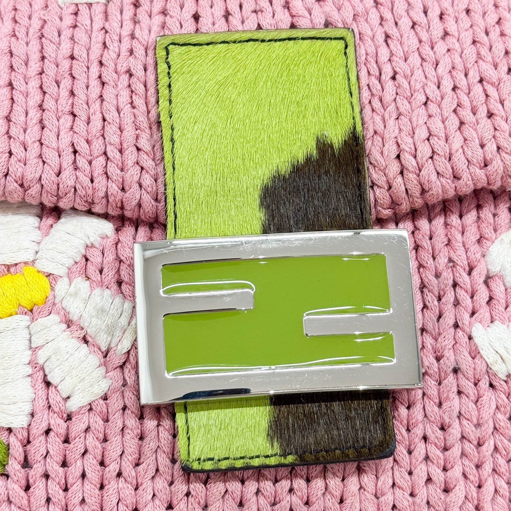 Mamma Baguette Floral Embroidery Pink Knitted Shoulder Bag