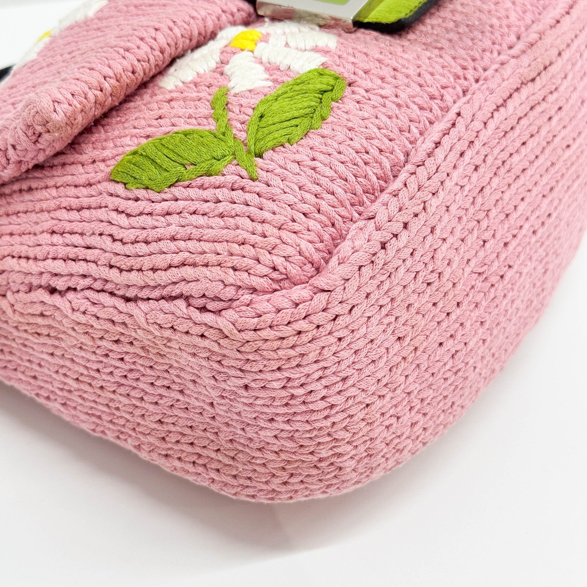 Mamma Baguette Floral Embroidery Pink Knitted Shoulder Bag