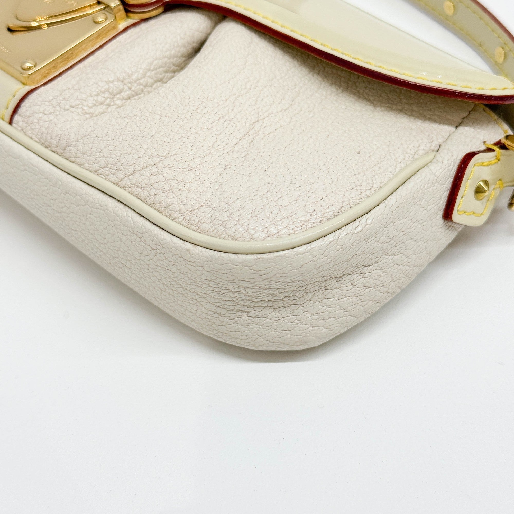 Suhali Le Precieux White Leather Pouch Bag