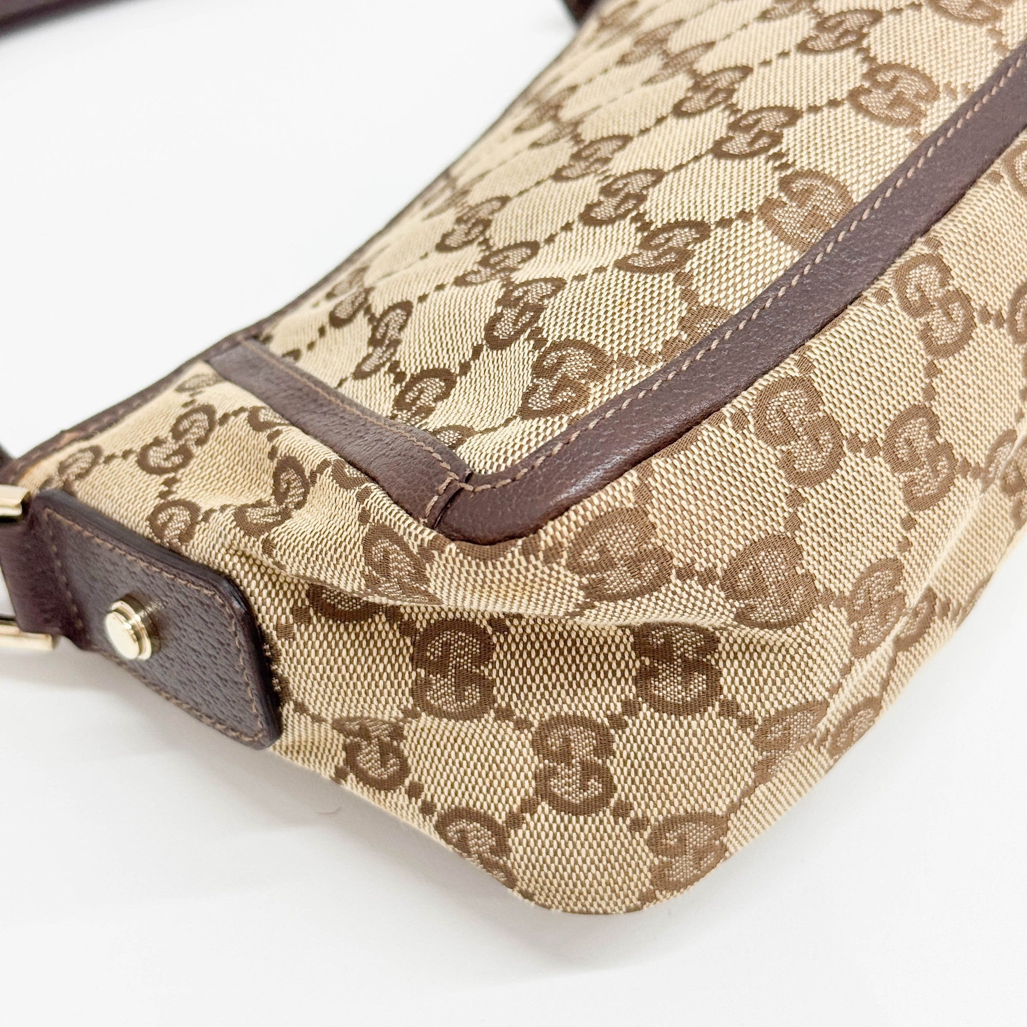 Abbey Brown GG Canvas Shoulder Bag