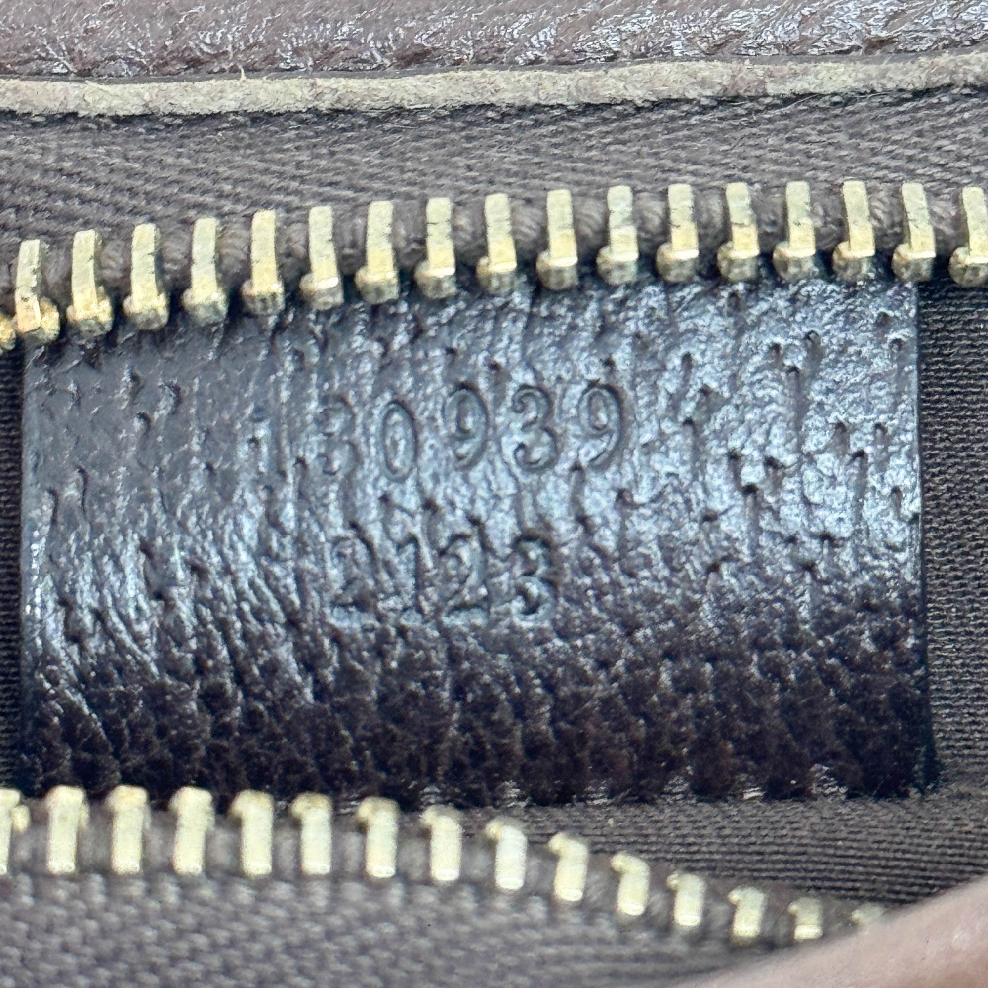 Abbey Brown GG Canvas Shoulder Bag