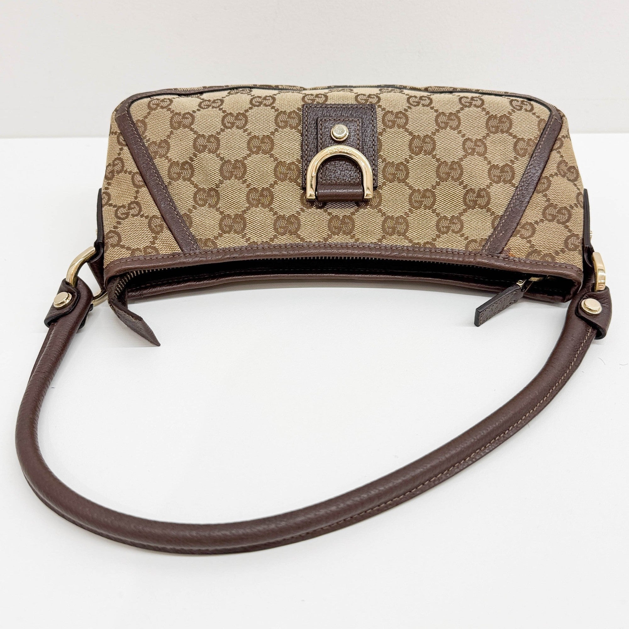 Abbey Brown GG Canvas Shoulder Bag