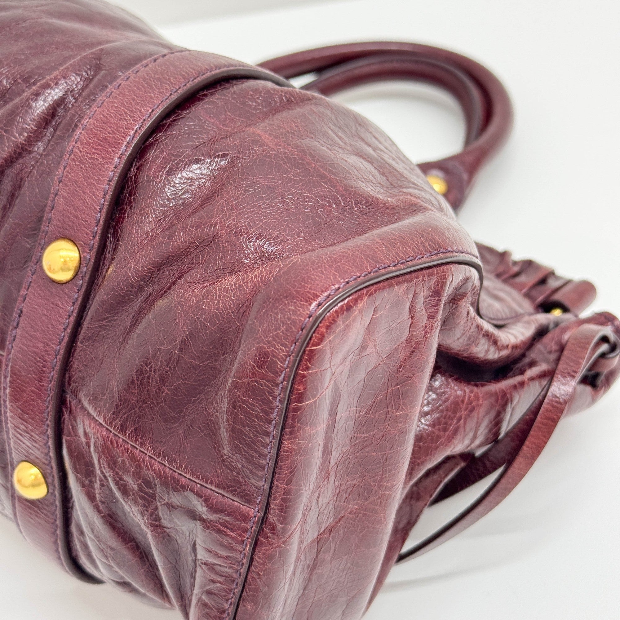 Vitello Bordeaux Leather Hand Bag